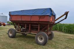 M&W 300B "Little Red Wagon" gravity wagon