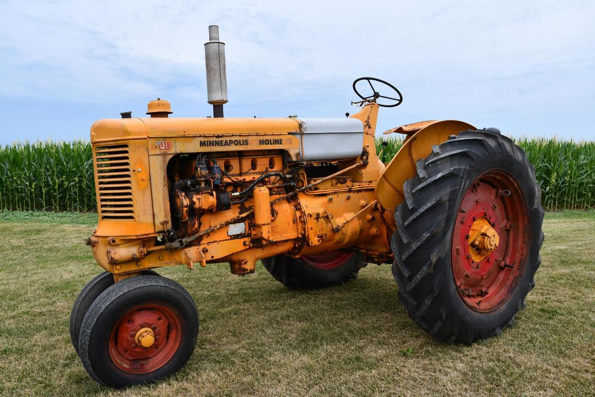 1954 MM UB tractor