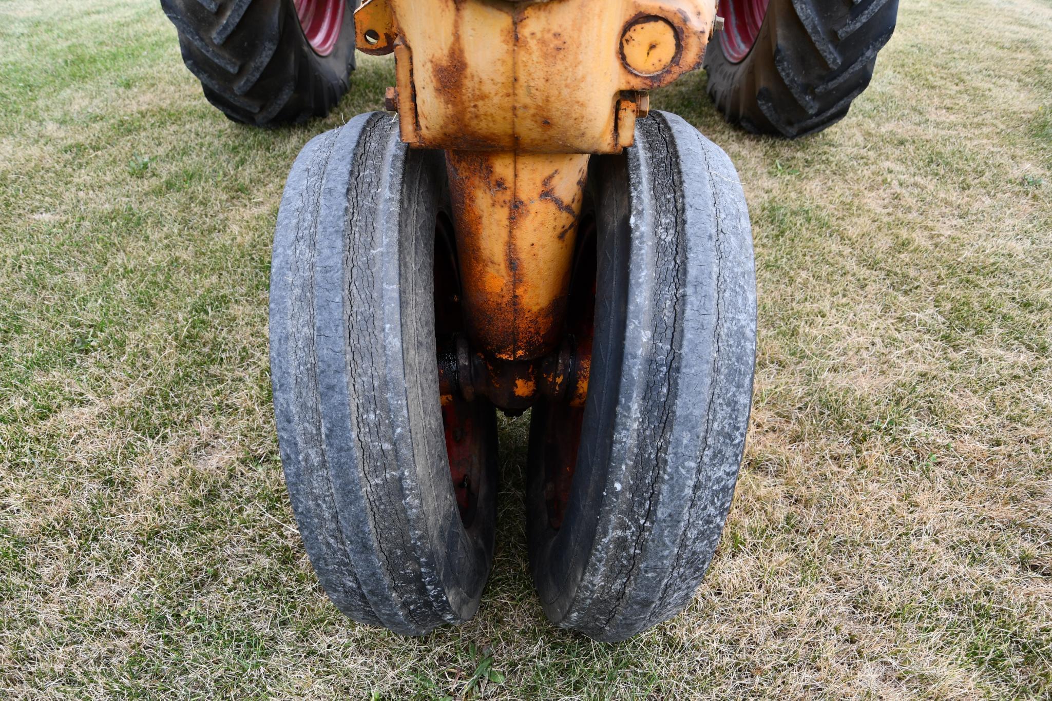 1954 MM UB tractor