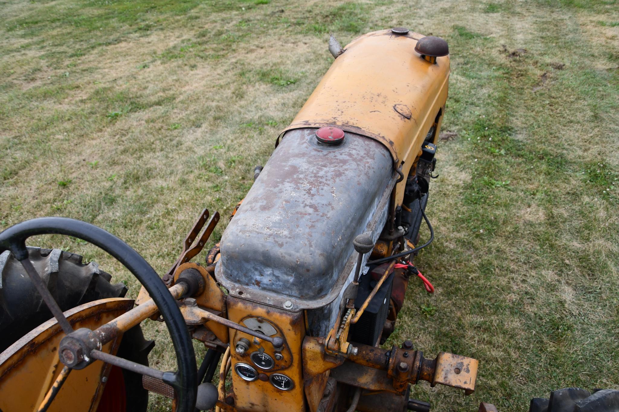 1949 MM RTU tractor