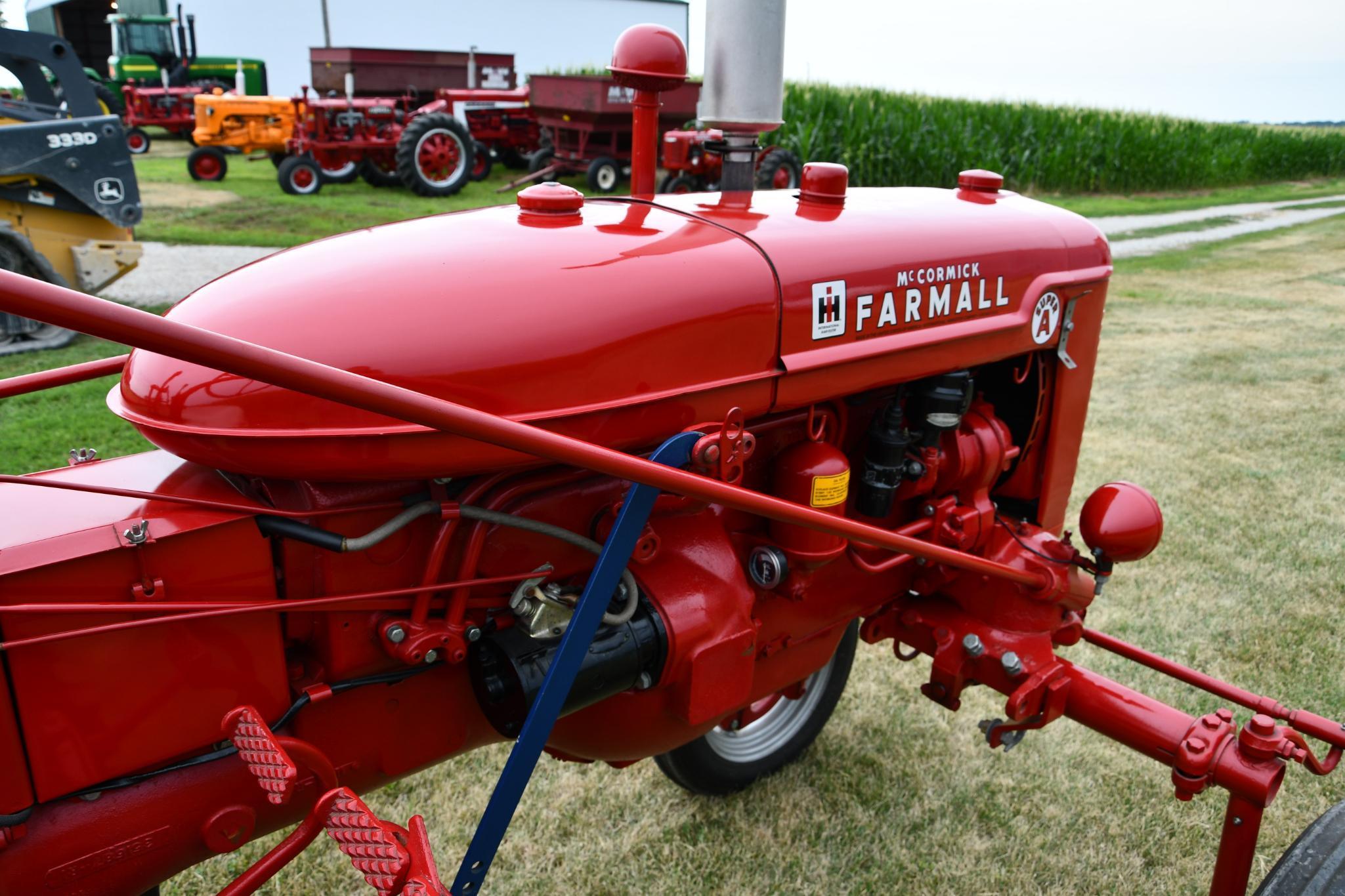 1948 IHC Super A tractor