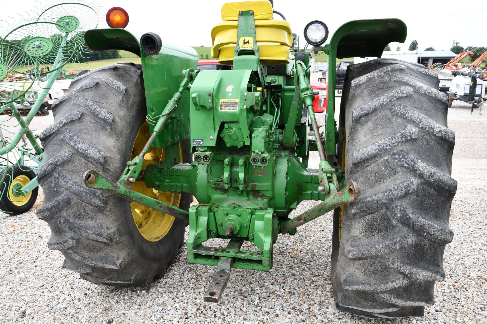 1969 John Deere 4520 2wd tractor