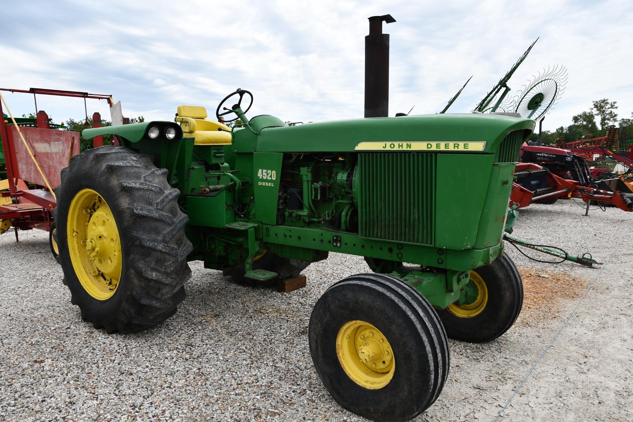 1969 John Deere 4520 2wd tractor