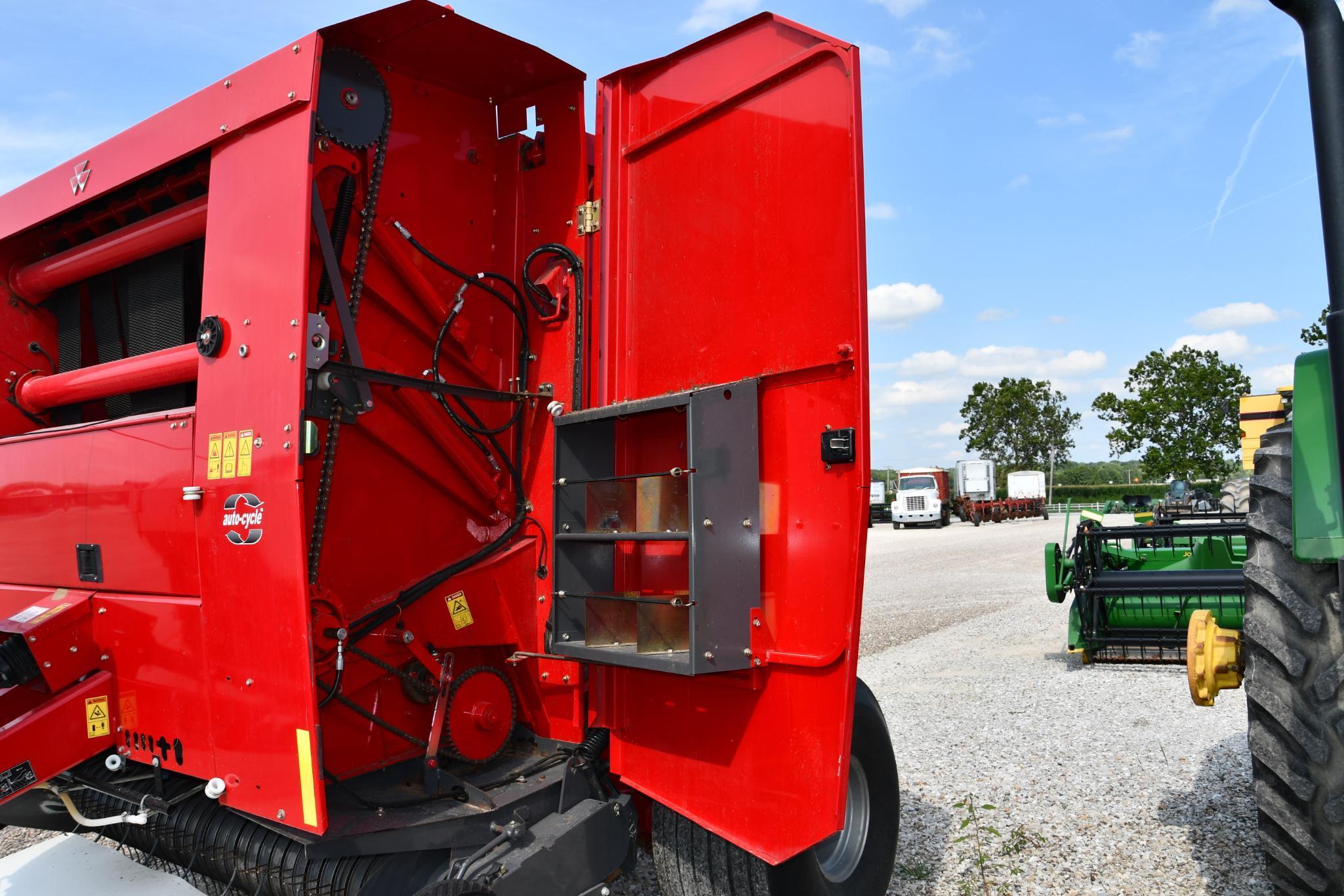 ...Massey Ferguson 2856A round baler