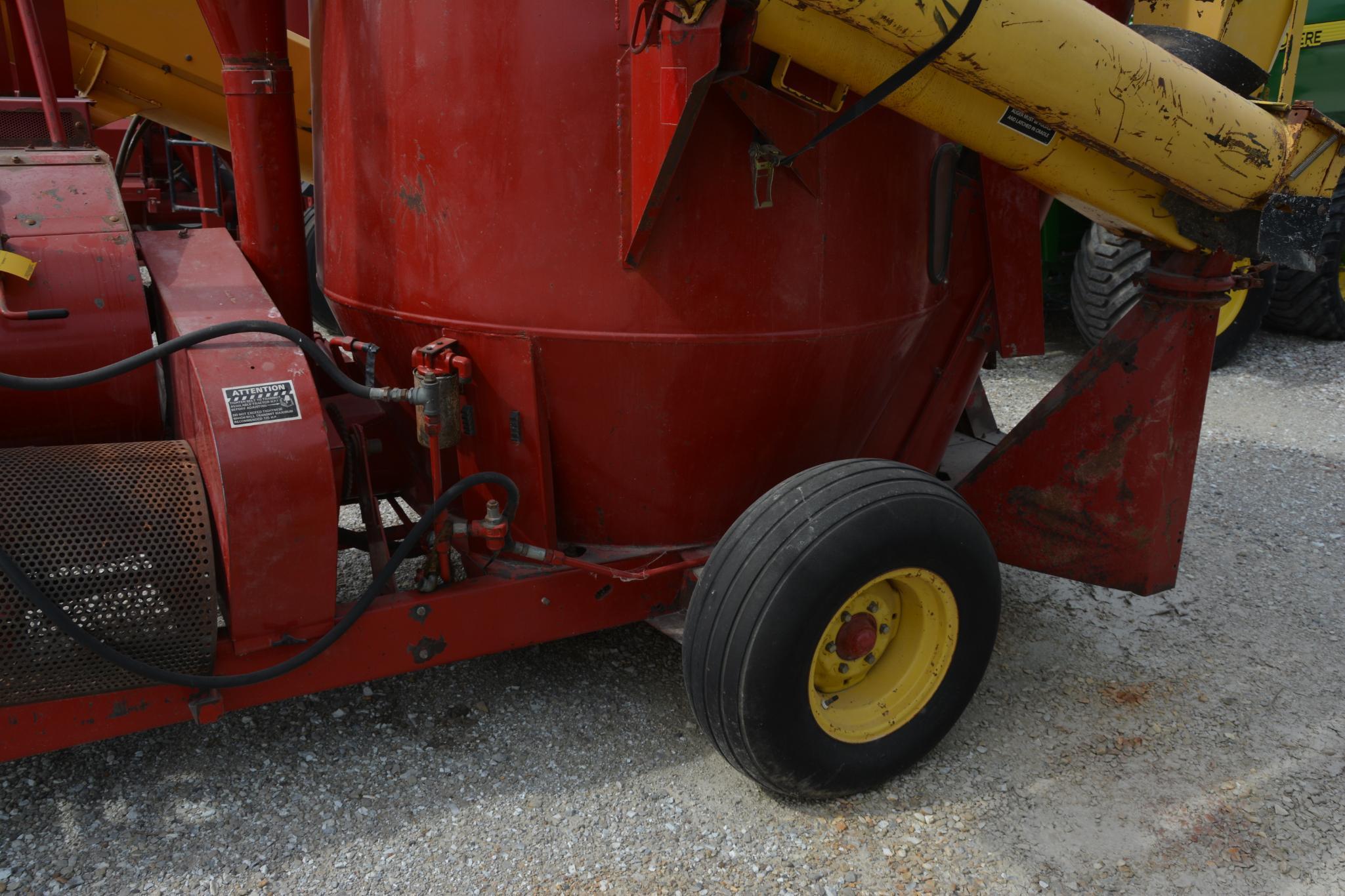 New Holland 358 grinder