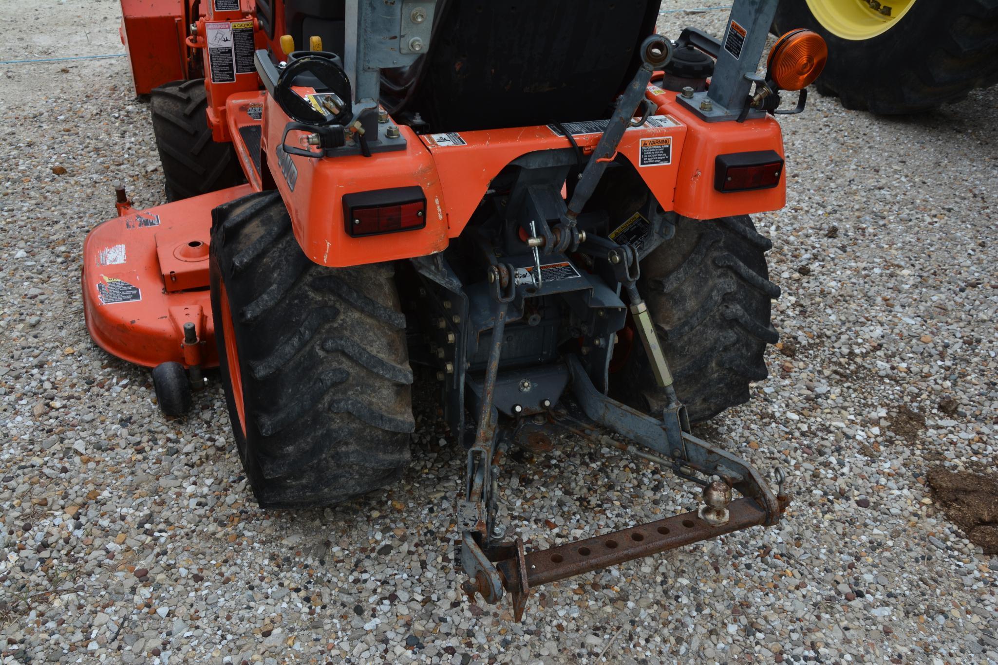 Kubota BX2230 4wd compact utility tractor