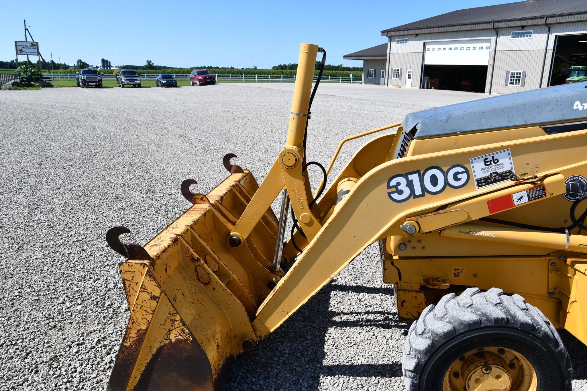 2002 Deere 310G 4wd loader backhoe