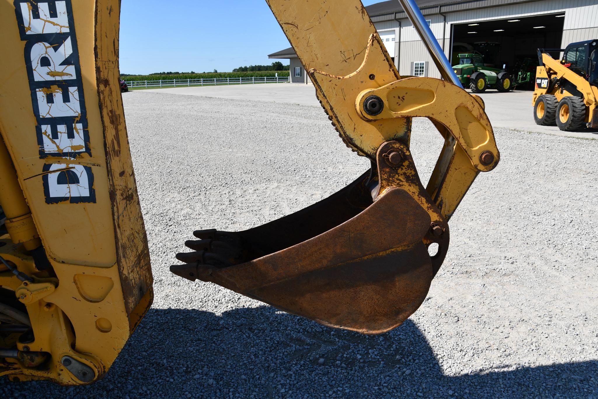 2002 Deere 310G 4wd loader backhoe