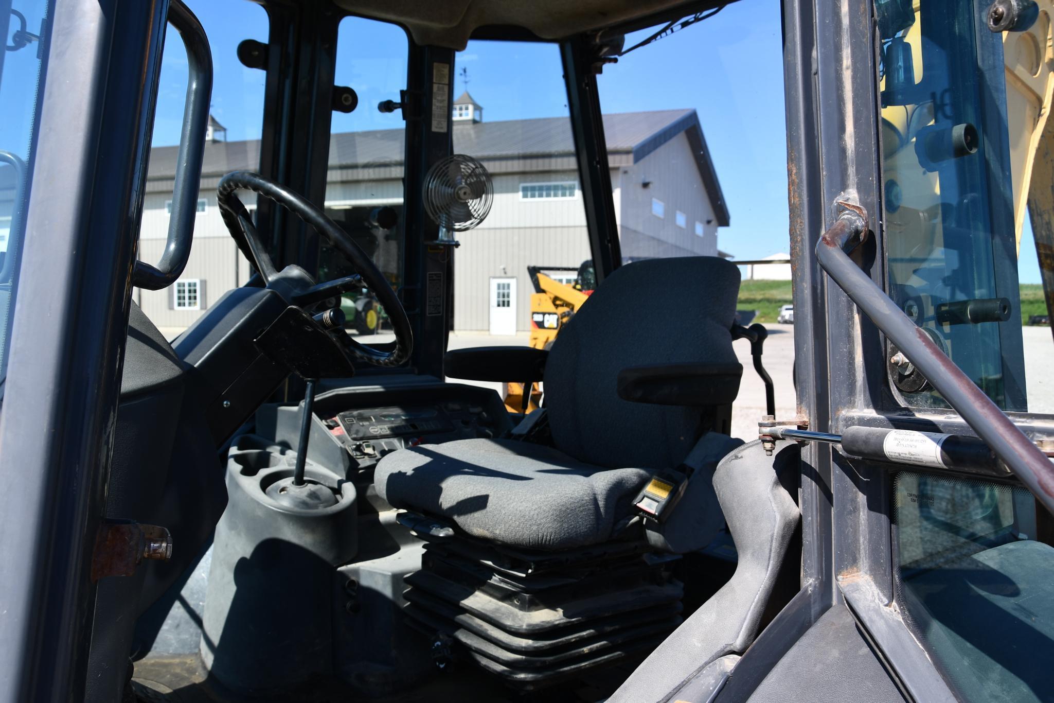 2002 Deere 310G 4wd loader backhoe