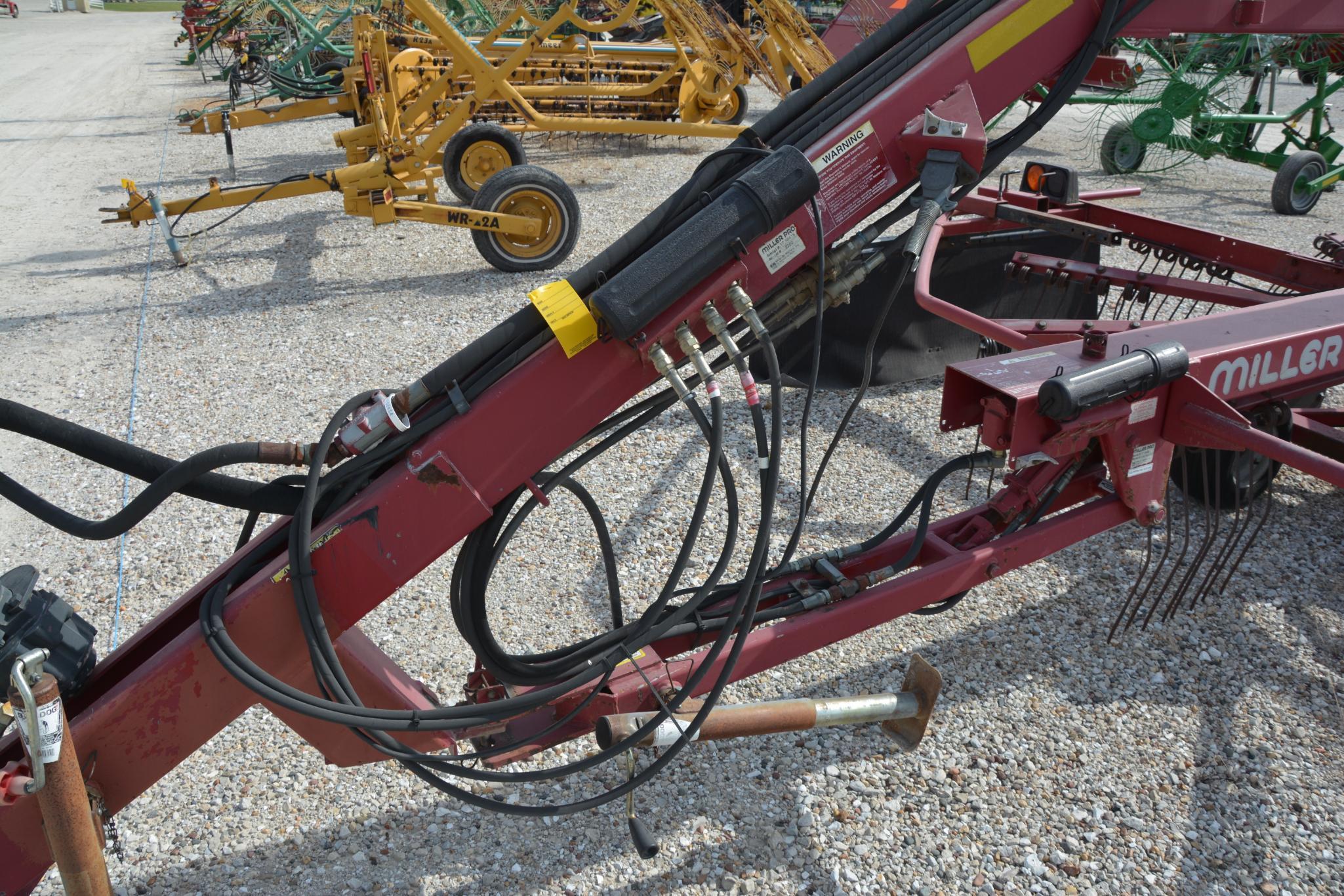 Miller Pro 1150 & Miller Pro 2250 tandem hitch hay tedder