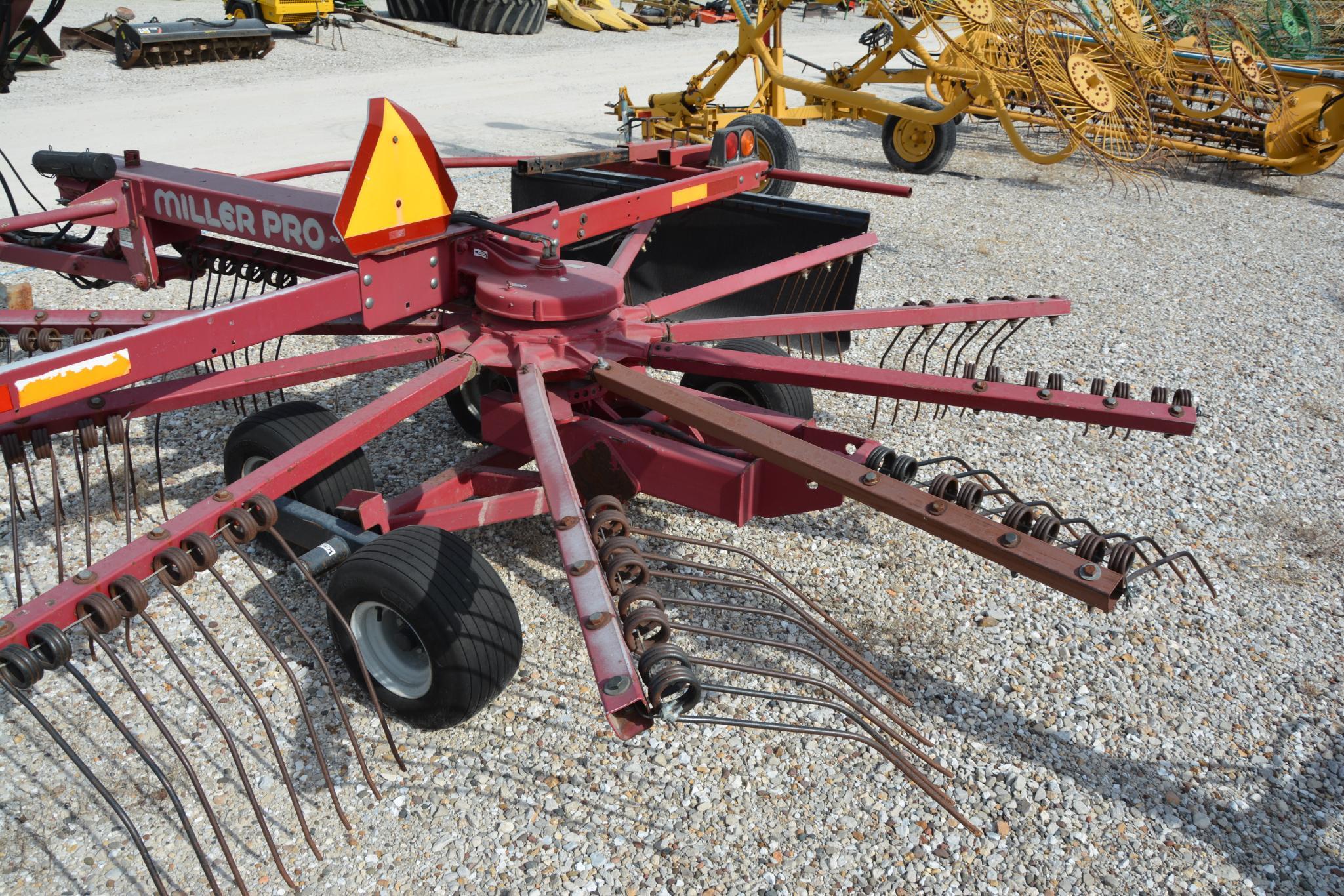 Miller Pro 1150 & Miller Pro 2250 tandem hitch hay tedder