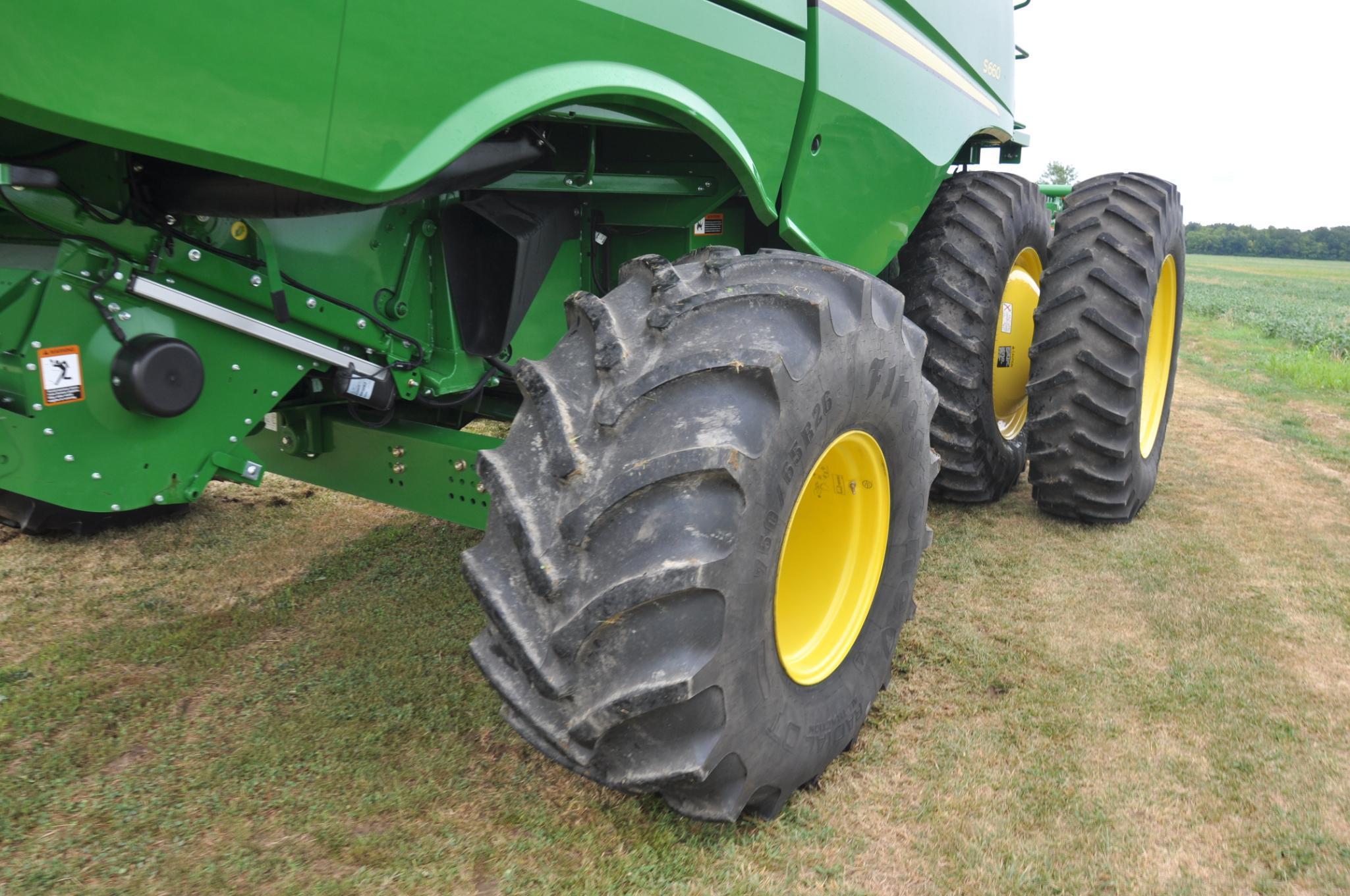 2017 JD S660 2wd combine