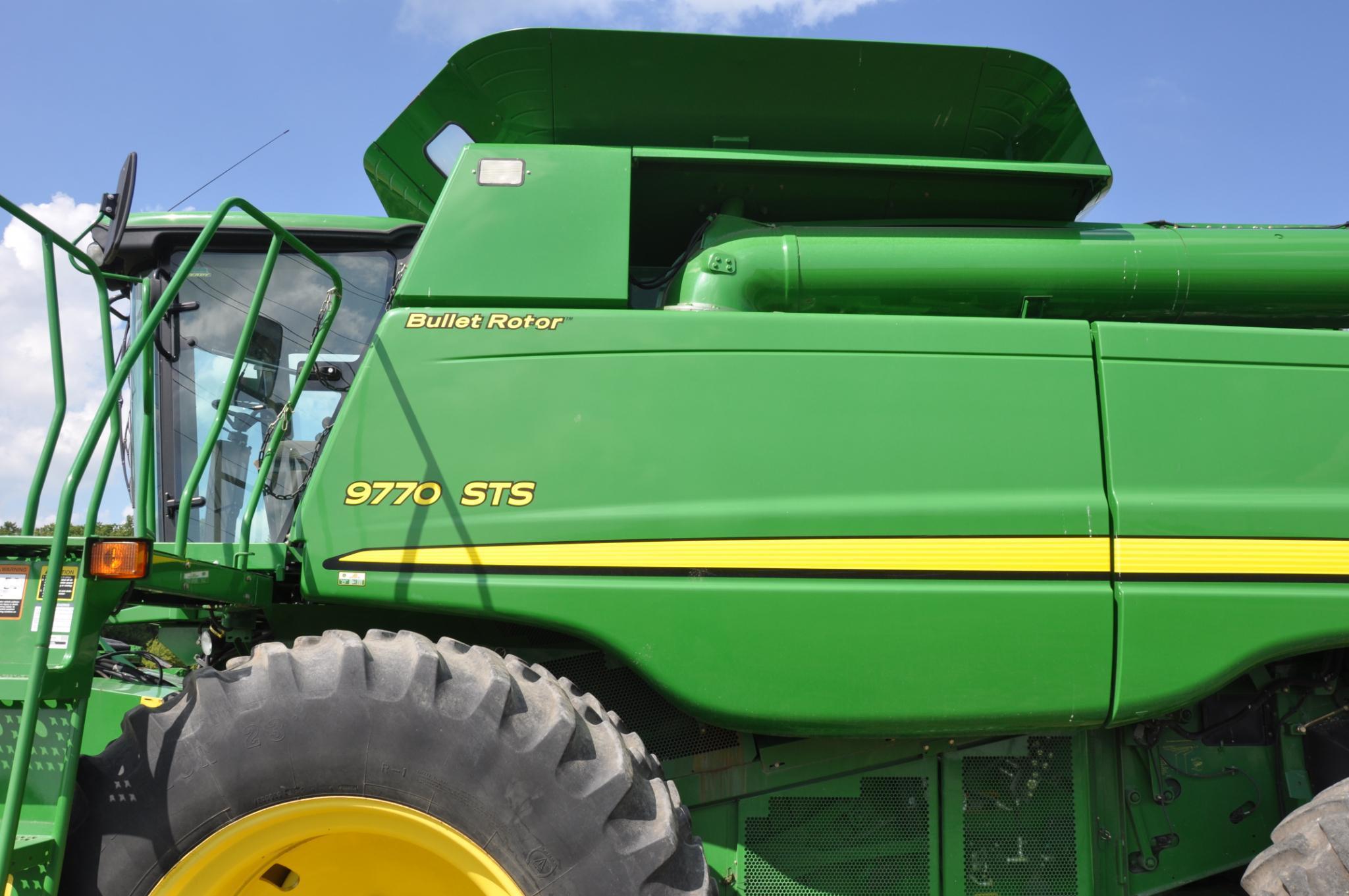 2008 JD 9770STS 2wd combine