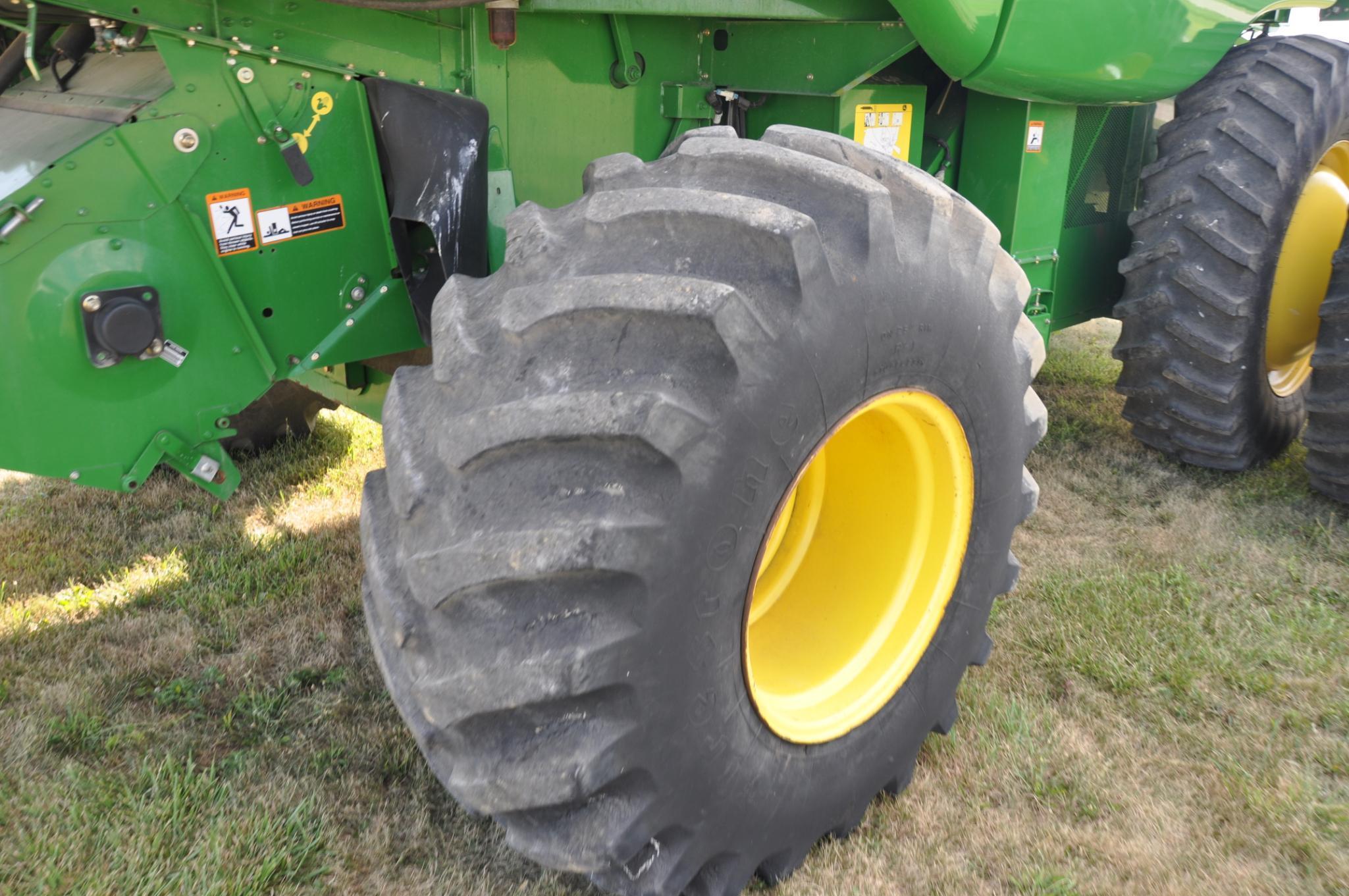 2008 JD 9770STS 2wd combine