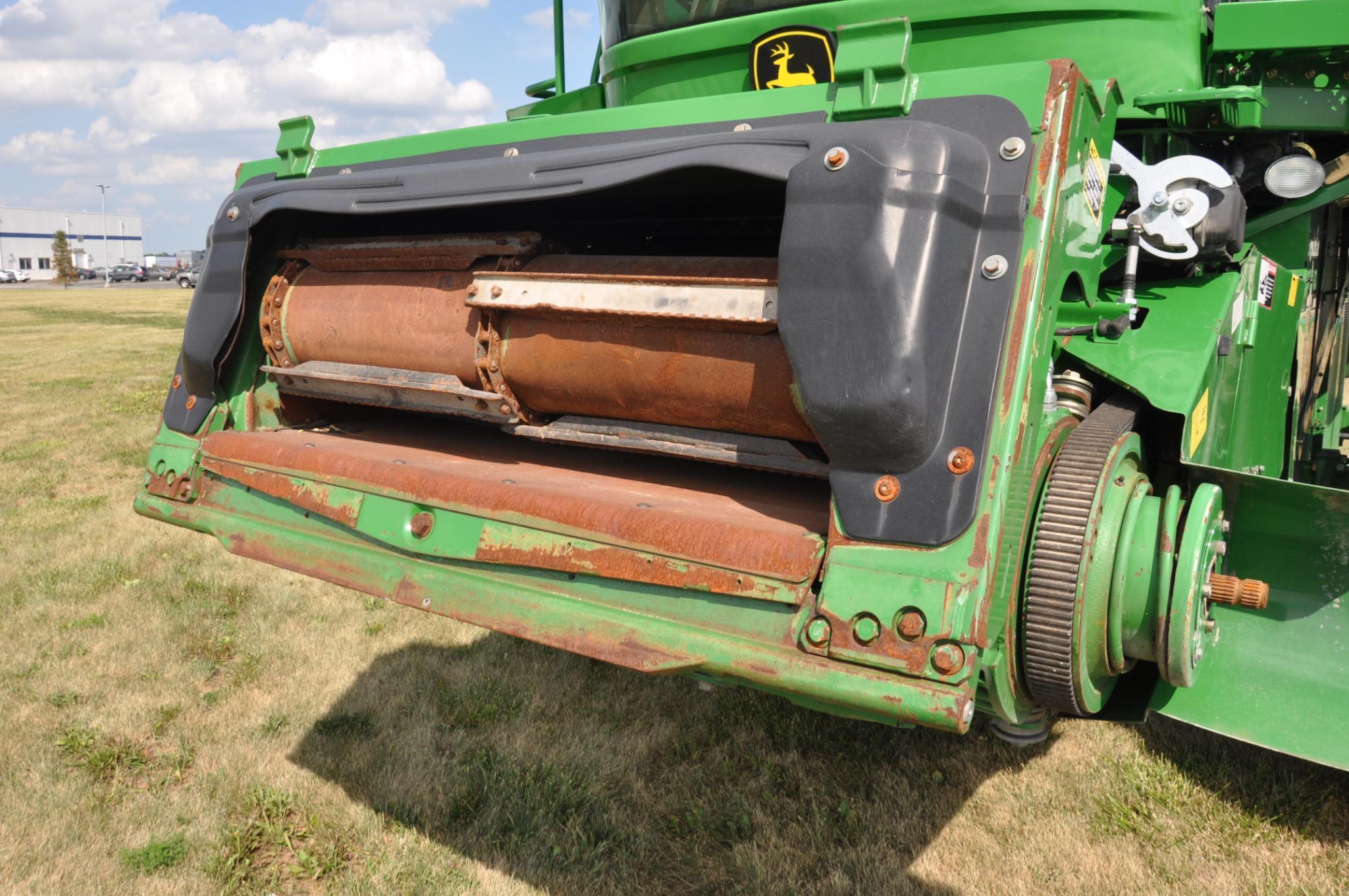 2008 JD 9770STS 2wd combine