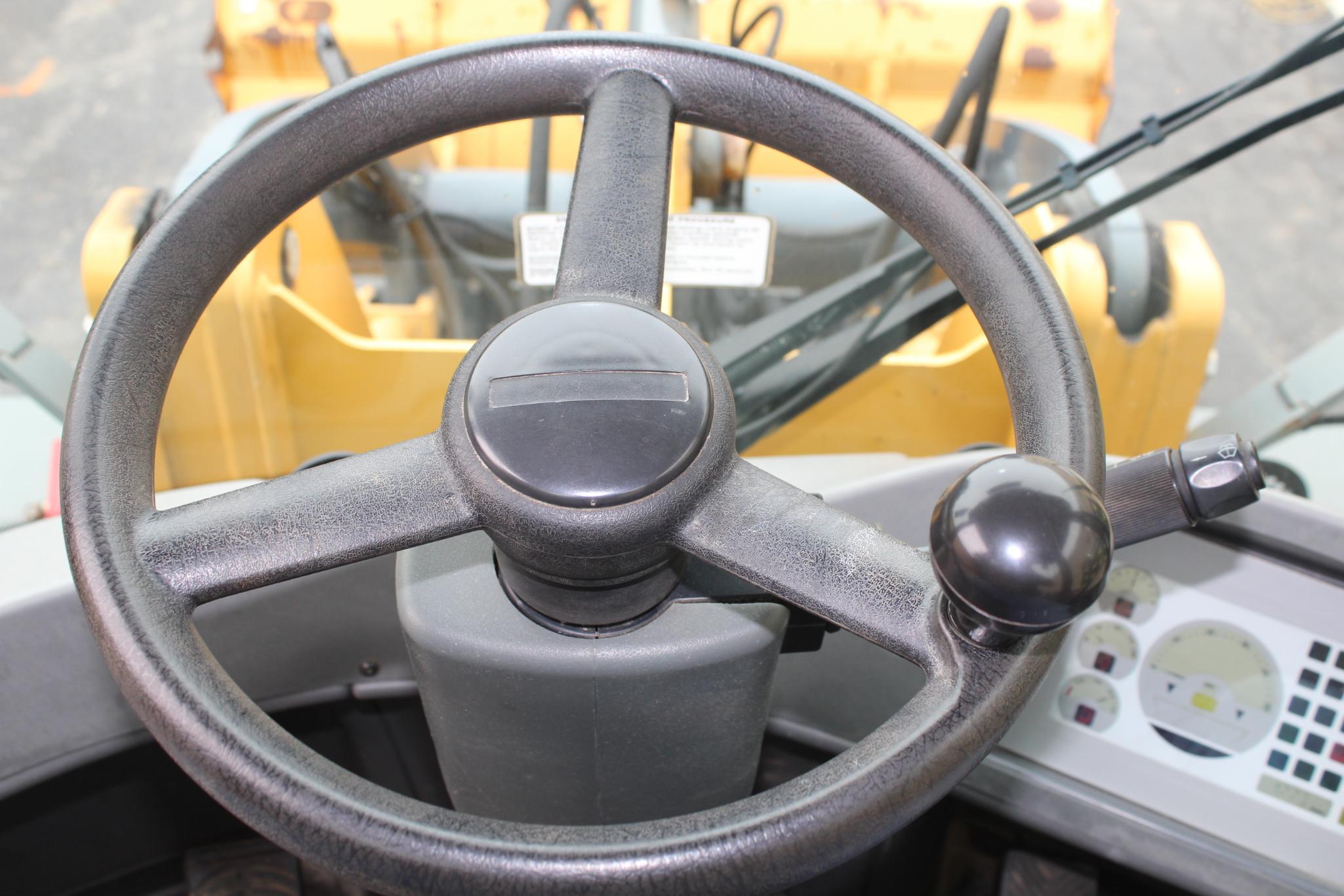 2014 JD 244J wheel loader