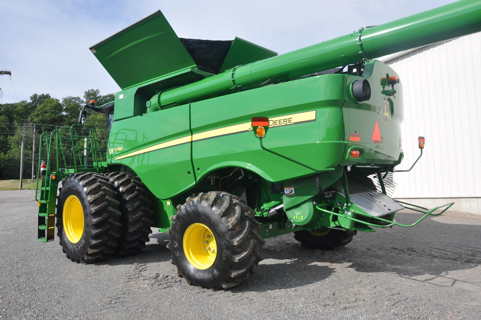 2019 JD S780 4wd combine