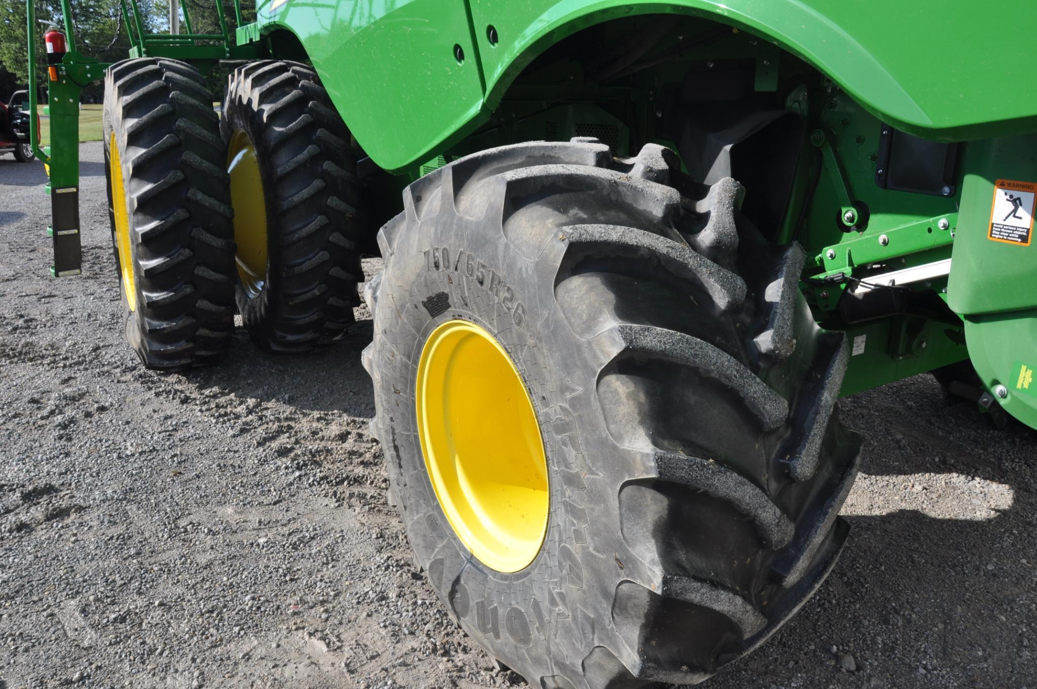 2016 JD S660 2wd combine