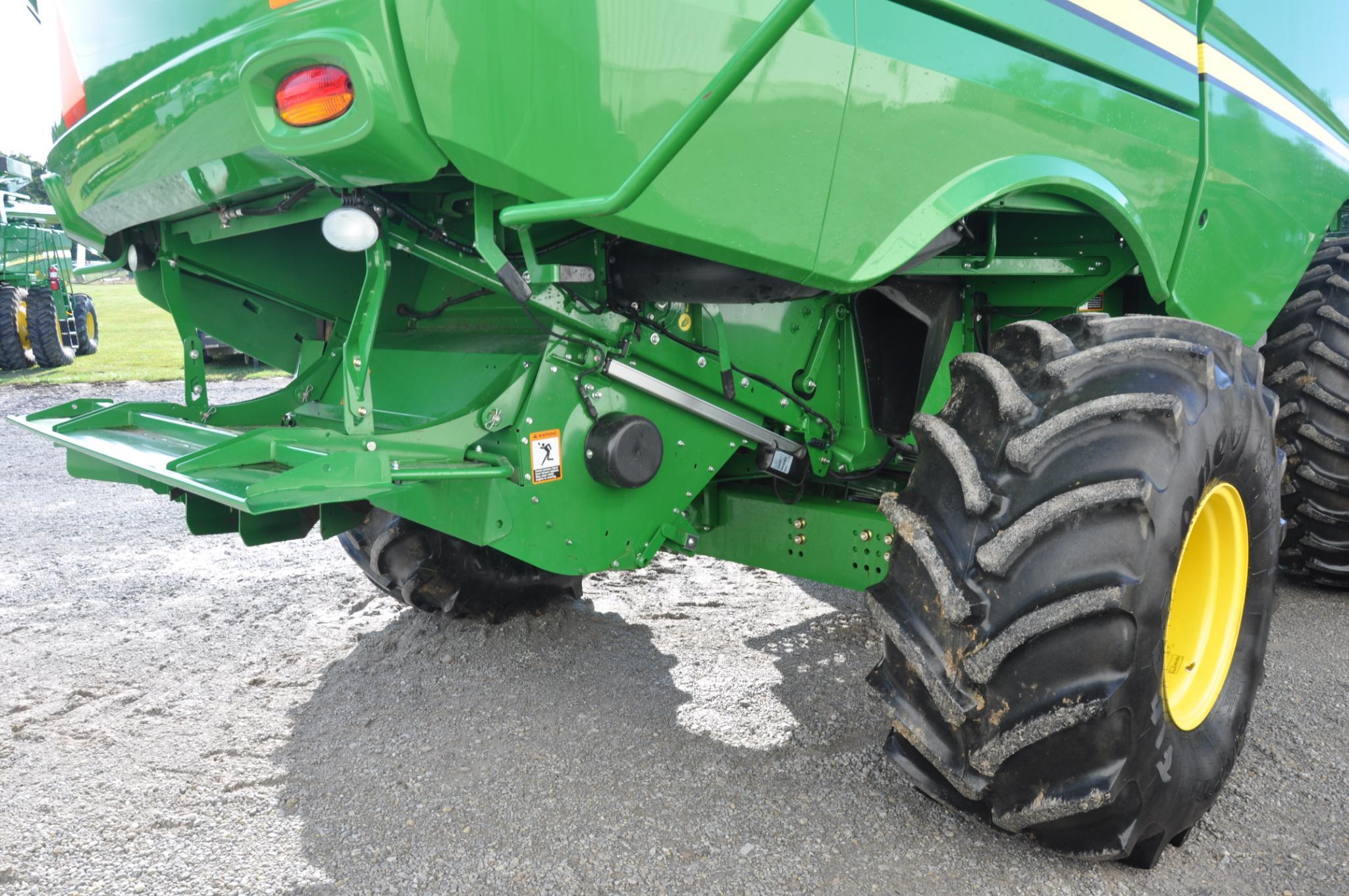 2016 JD S660 2wd combine