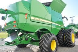 2017 JD S680 4wd combine