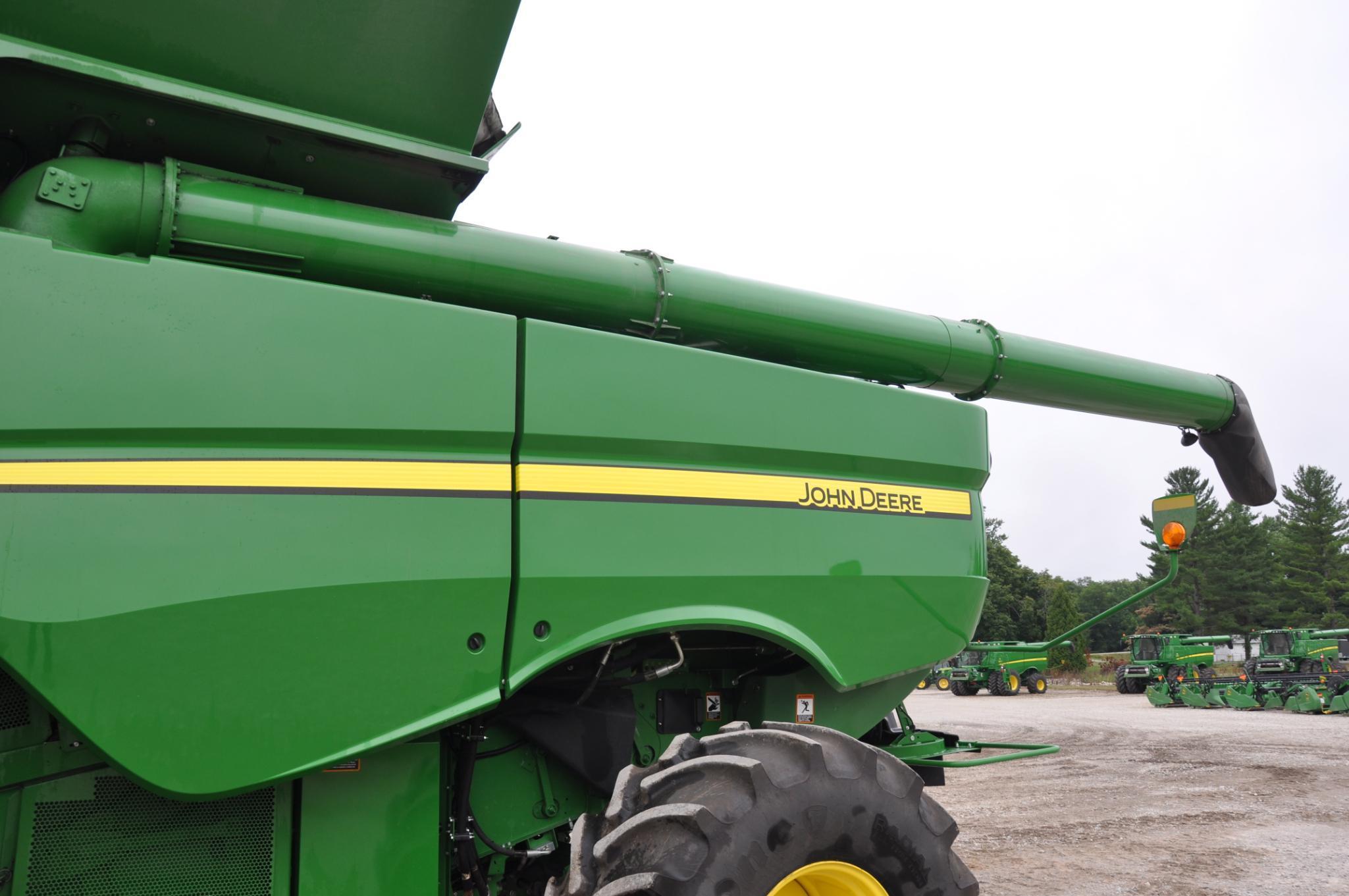 2018 JD S780 4wd combine