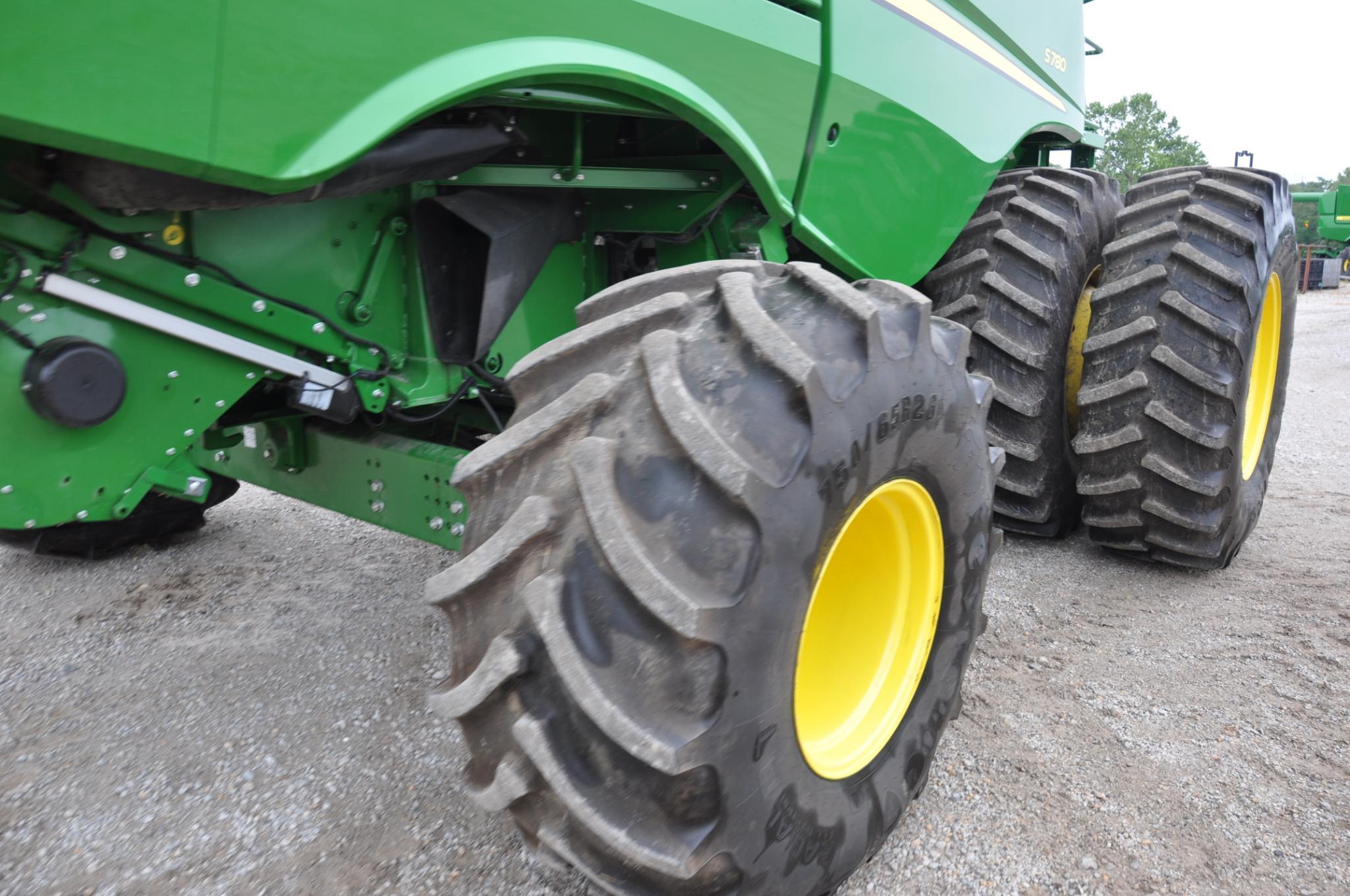 2018 JD S780 4wd combine