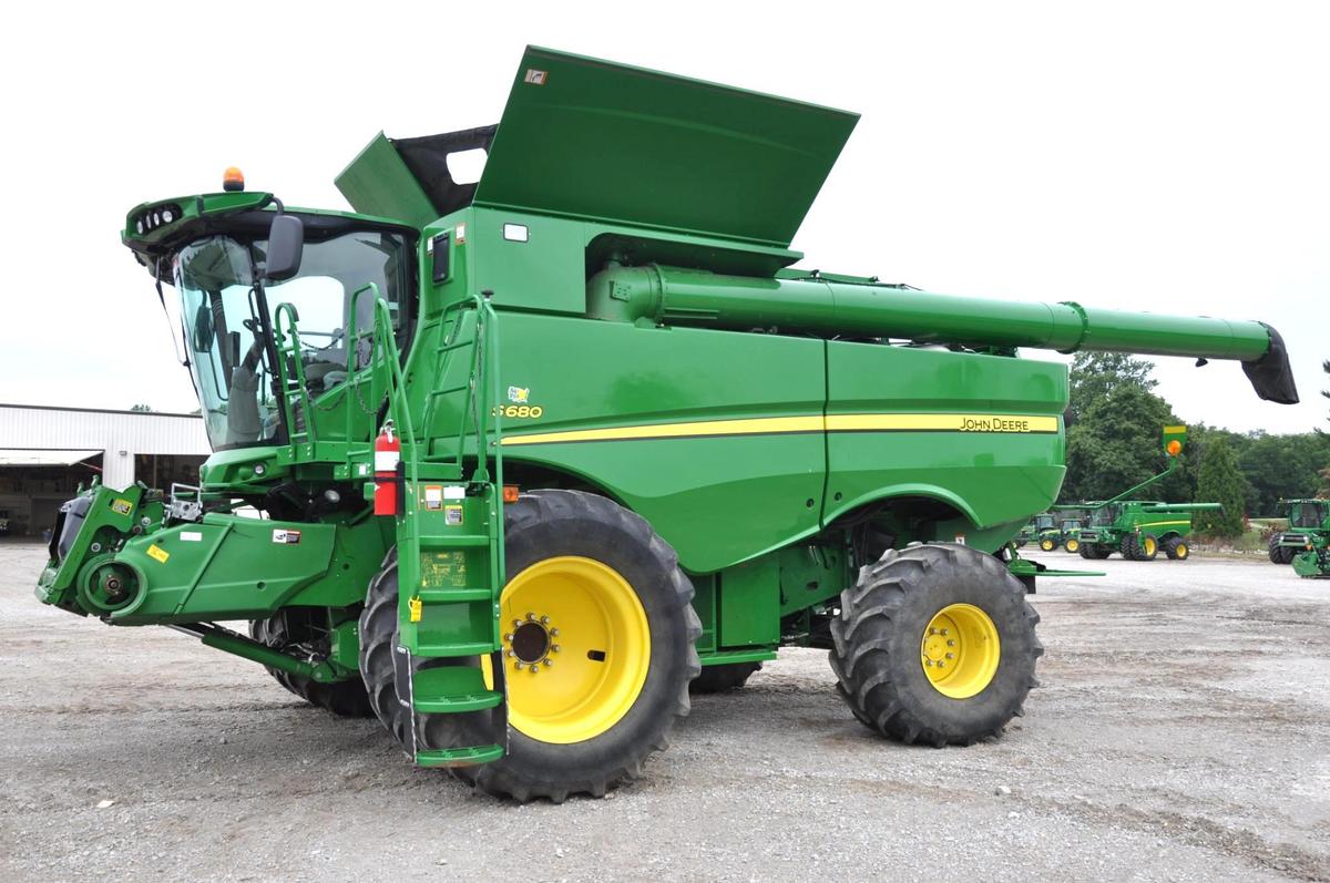 2014 JD S680 4wd combine