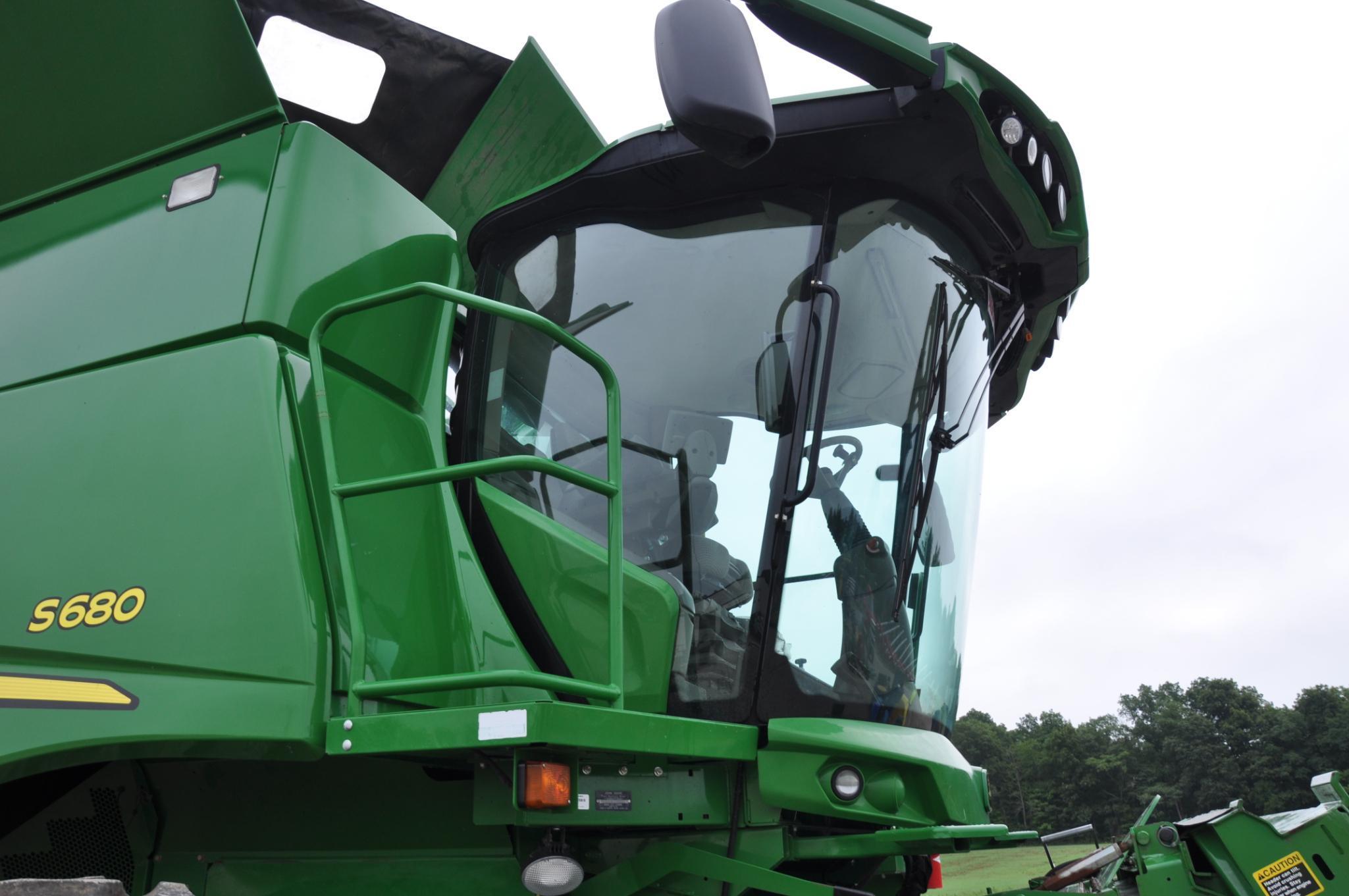 2014 JD S680 4wd combine