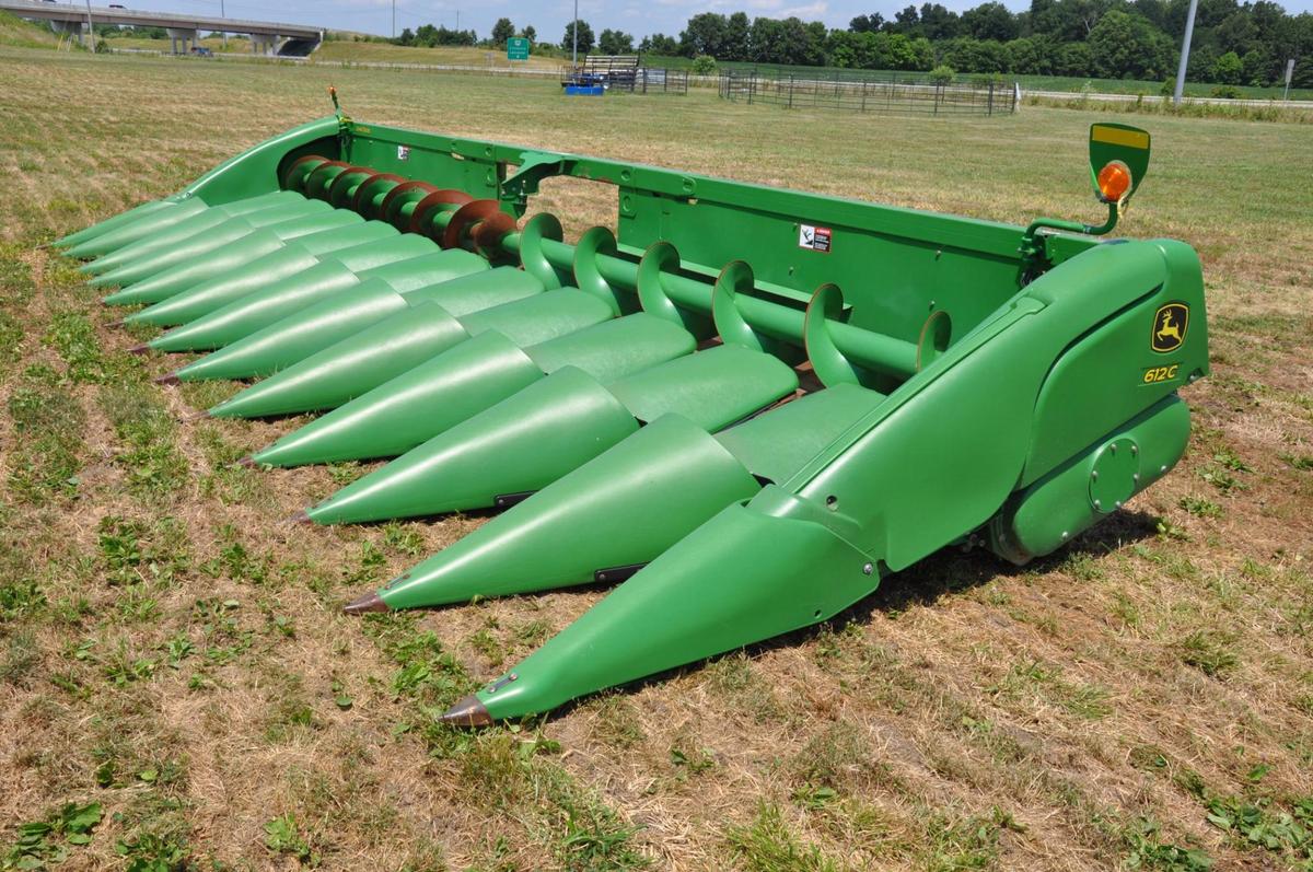 2013 JD 612C 12 row 30" corn head