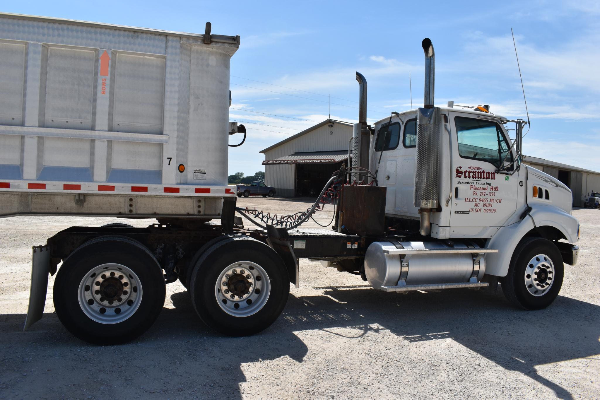 2007 Sterling L9500 day cab semi