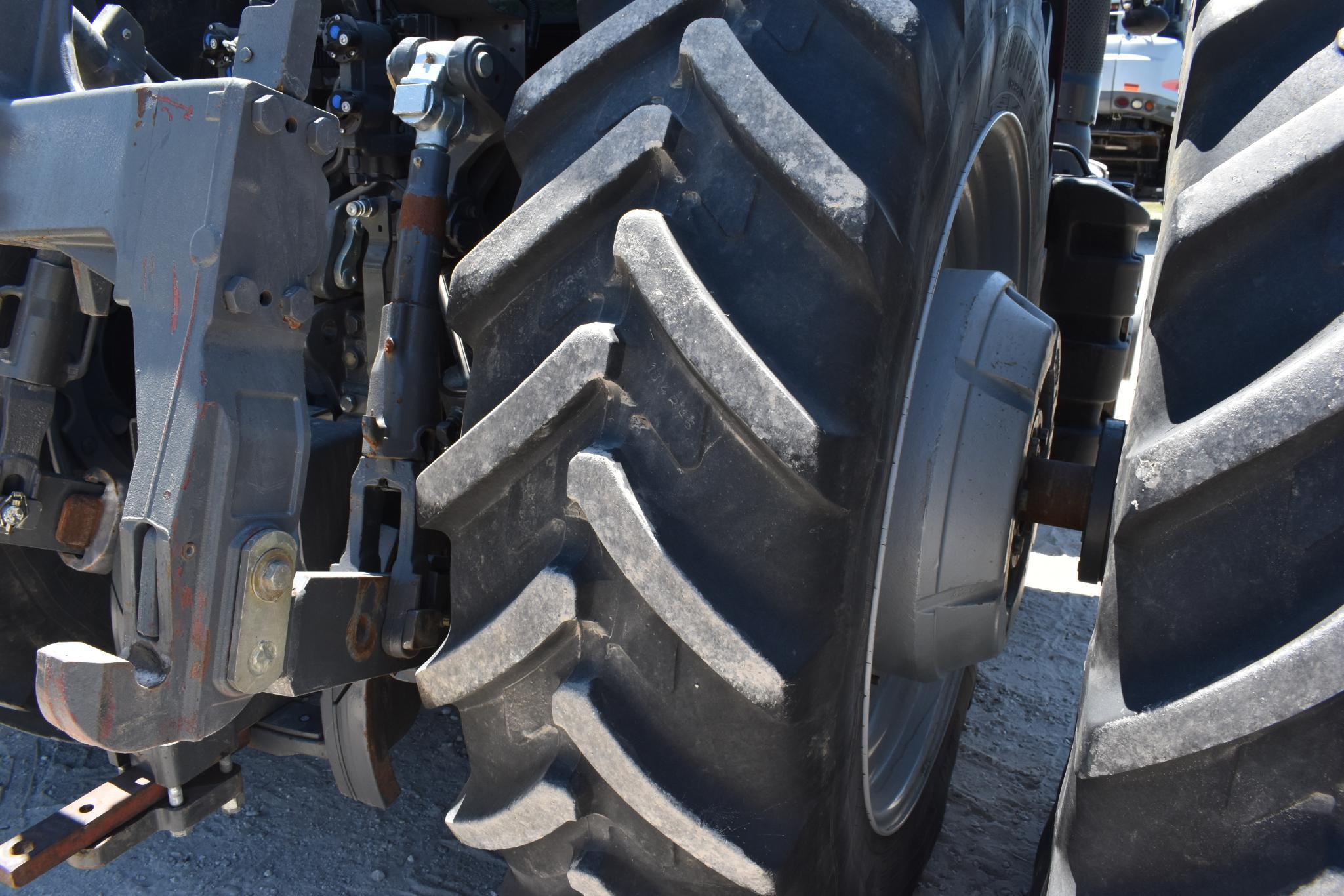 2012 Massey Ferguson 8660 MFWD tractor