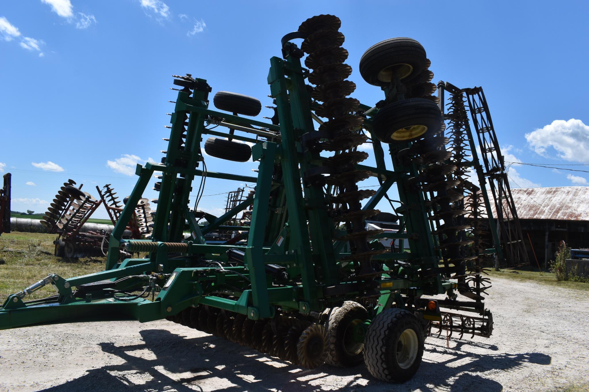 Great Plains 3000TM "Turbo Max" 30' vertical tillage tool