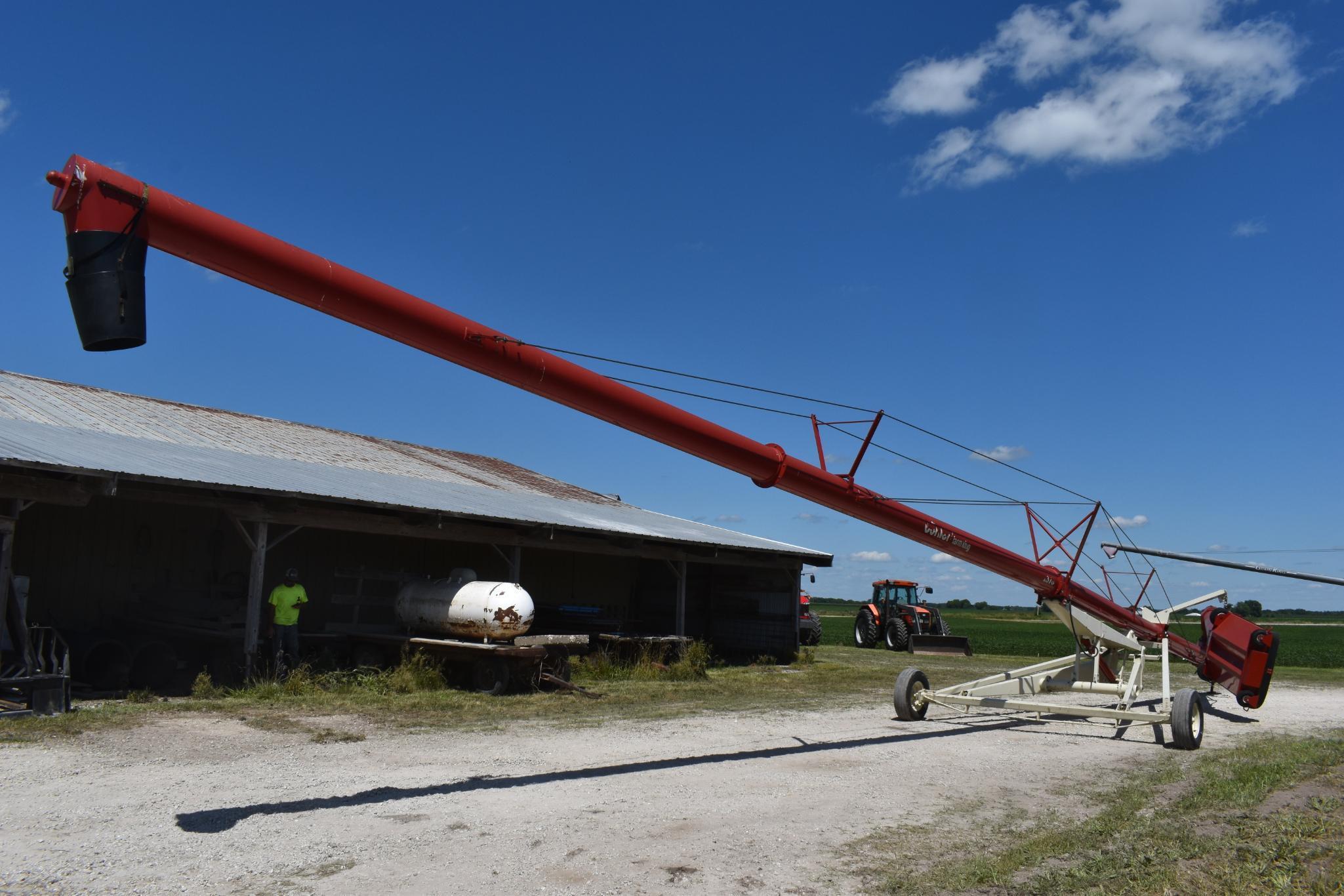 Buhler 1370 13"x70' swing away auger