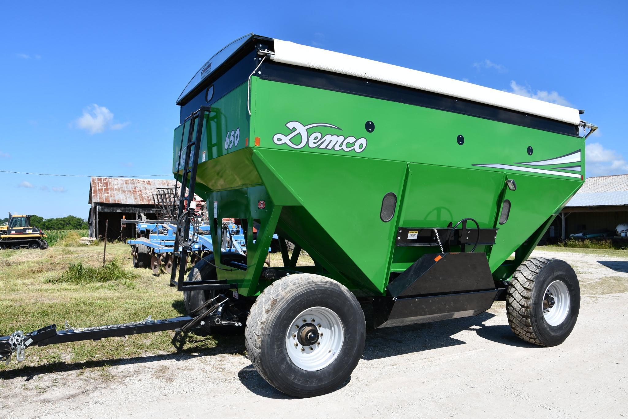 Demco 650 gravity wagon