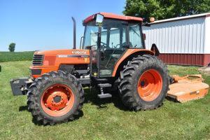 2002 Kubota M9000 Utility Special MFWD tractor