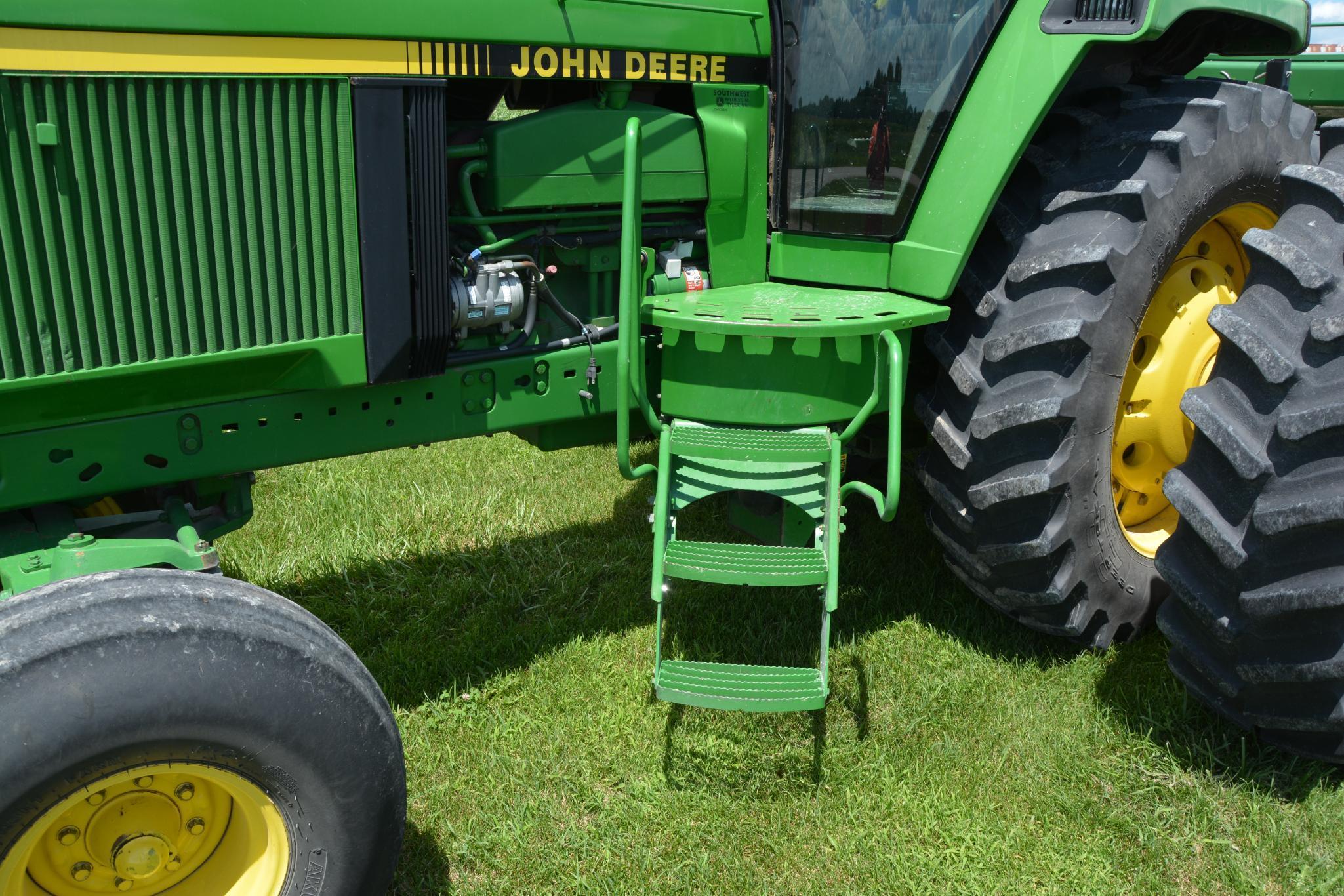 1992 John Deere 4760 2wd tractor