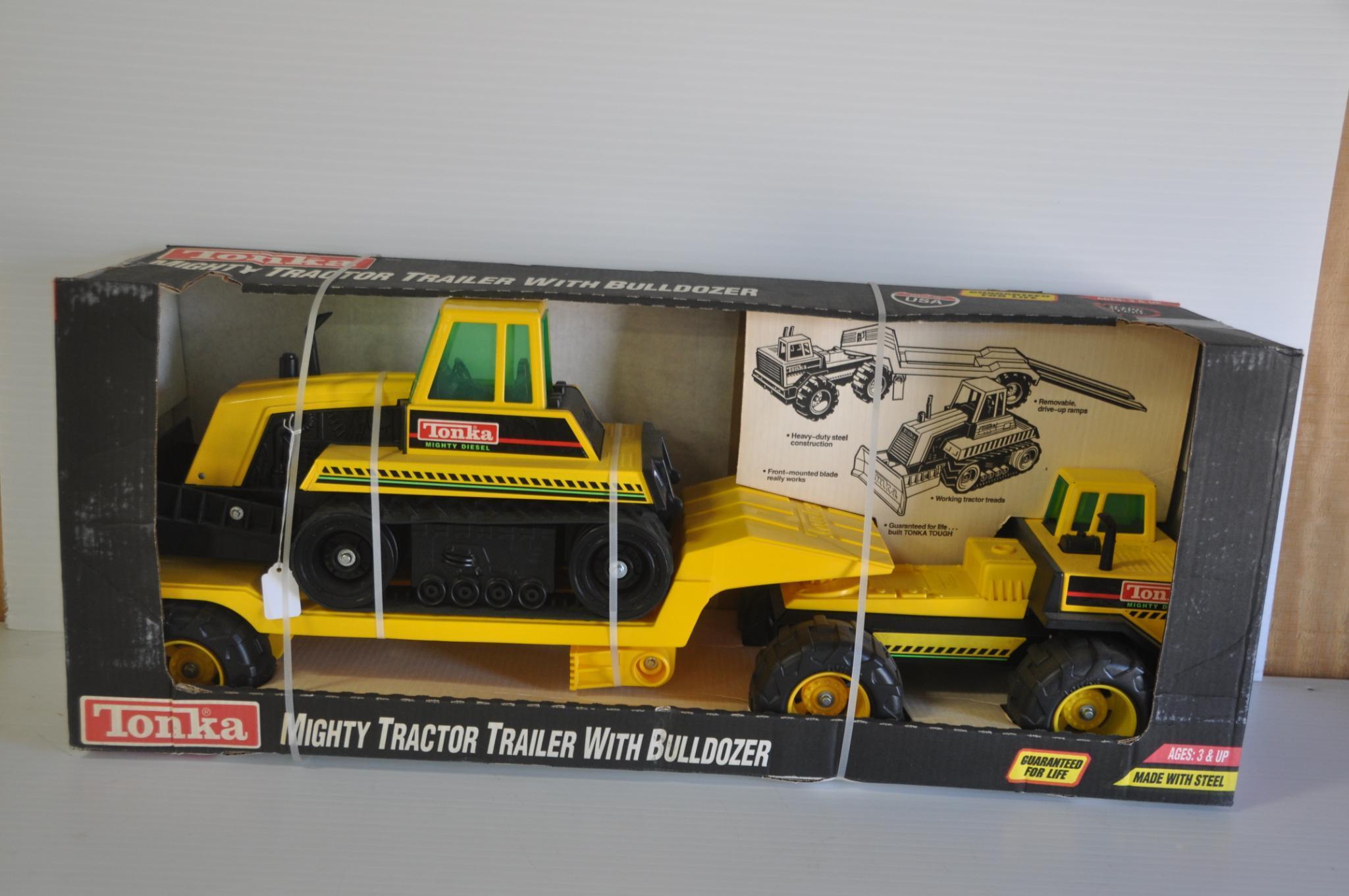 Tonka Mighty Tractor Trailer with Bulldozer