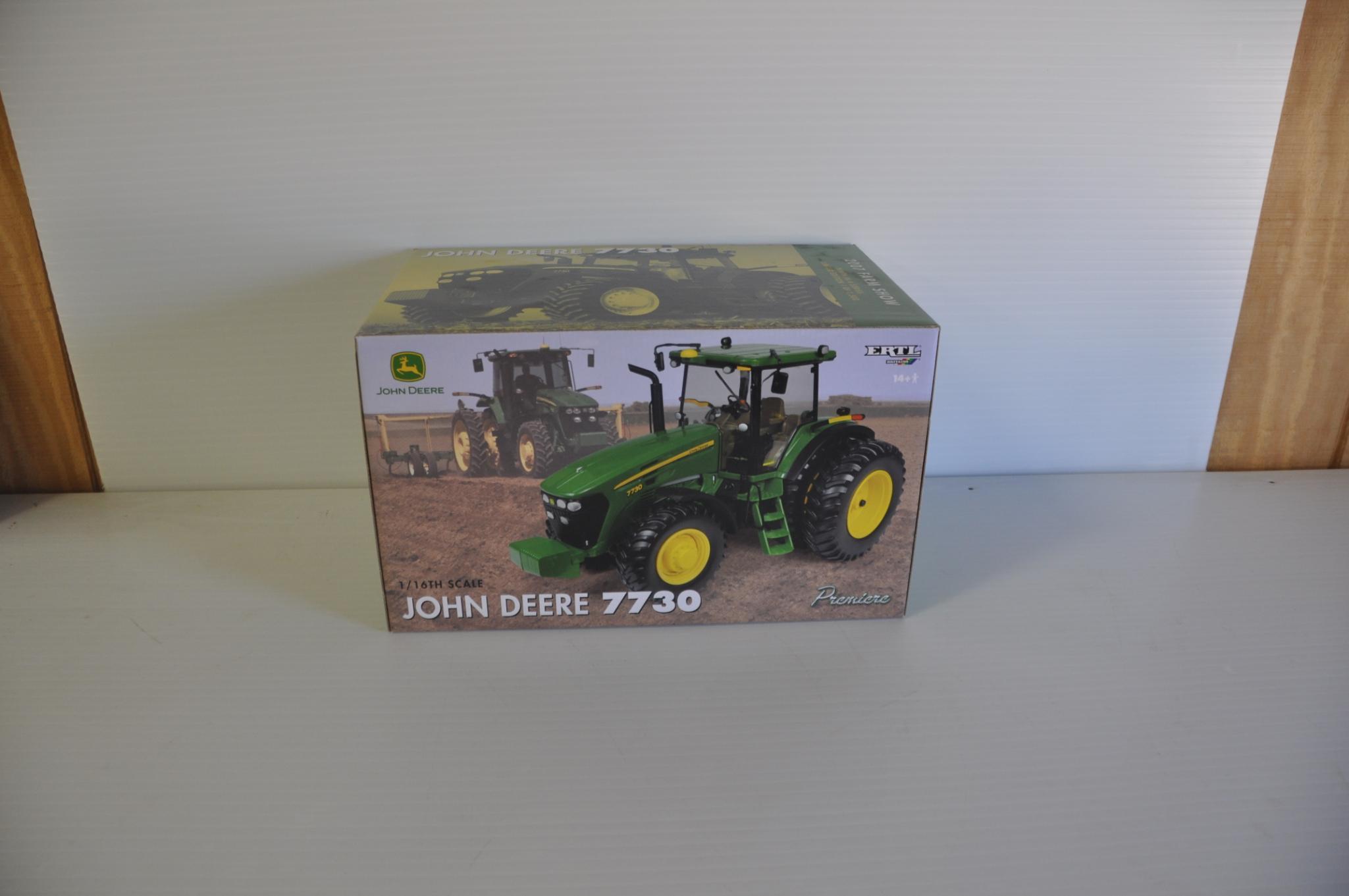 Ertl Britains 1/16 Scale John Deere 7730 Toy Tractor, 2007 Farm Show