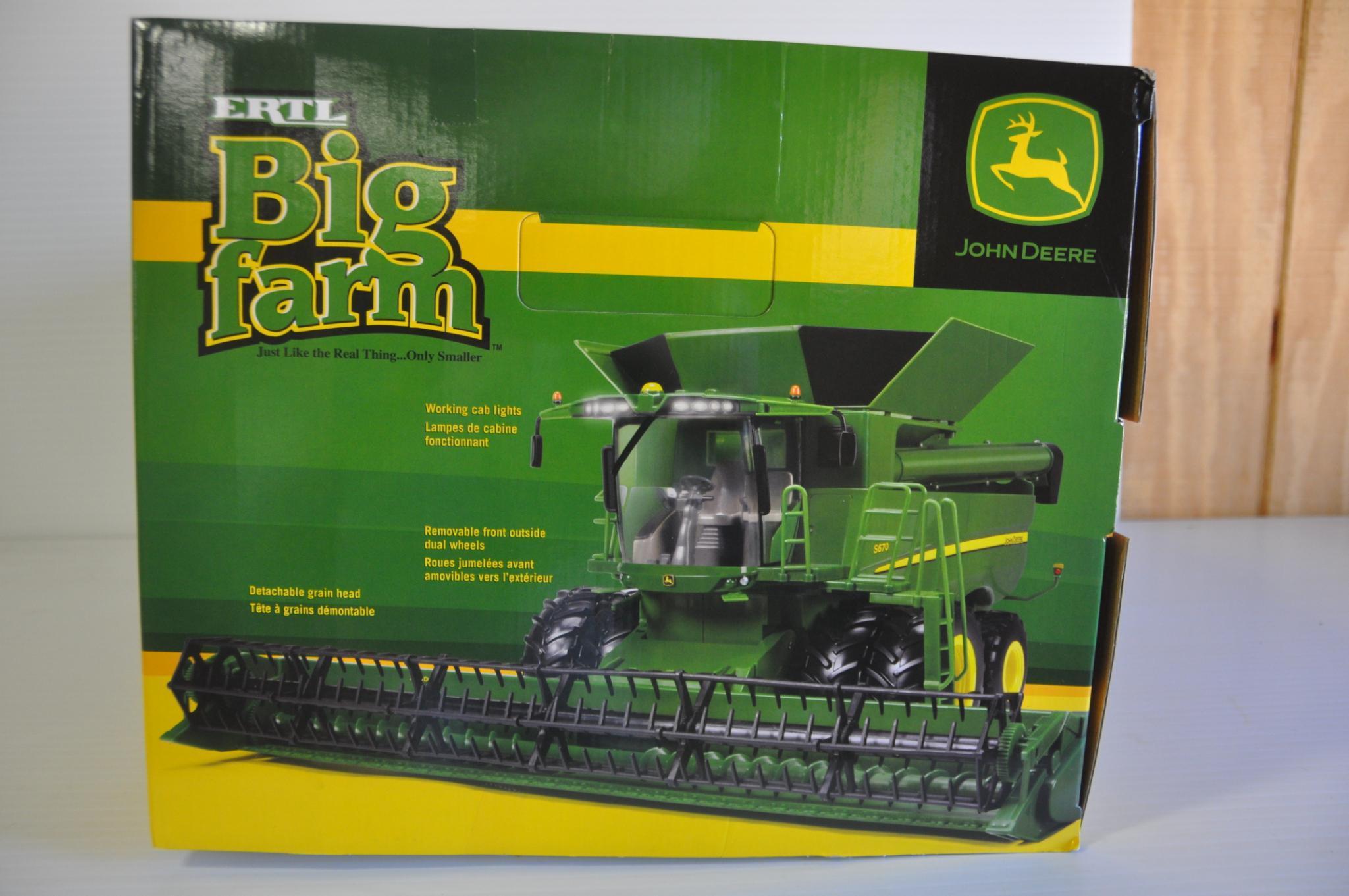 Ertl Big Farm John Deere S670 Toy Combine