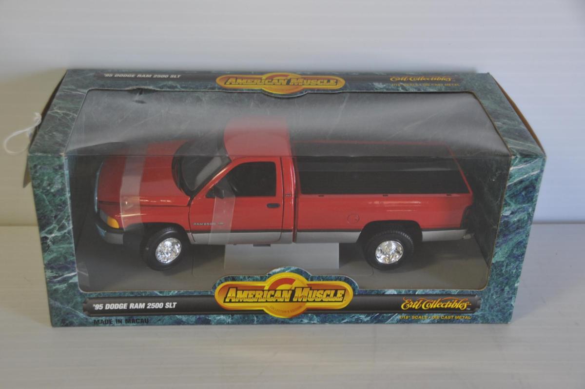 Ertl American Muscle 1/18 Scale 1995 Dodge Ram 2500 SLT Pickup, Collectors Edition