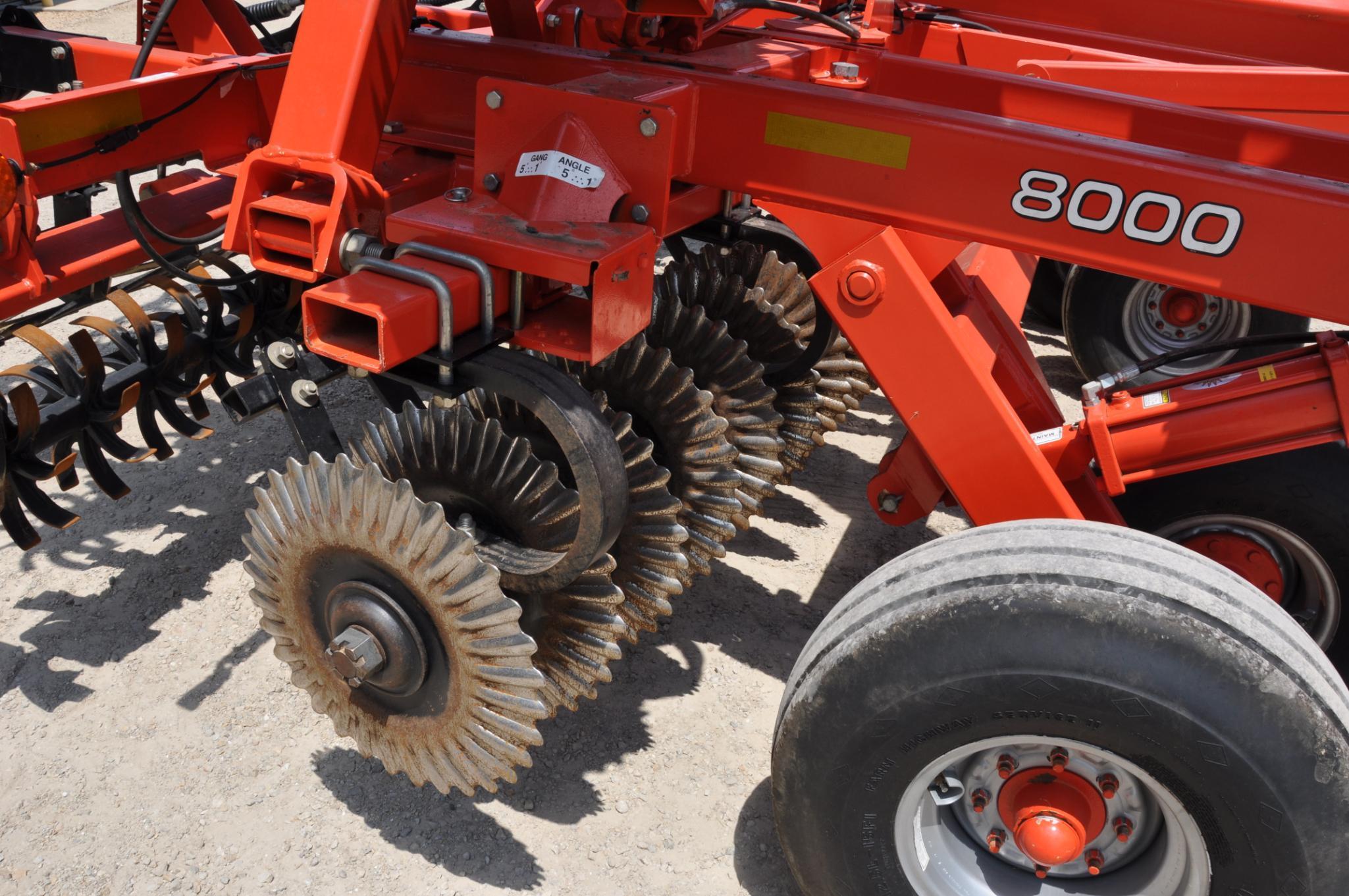 2012 Kuhn-Krause 8000 30' Excelerator vertical tillage tool