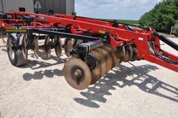 2014 Case-IH 875 7-shank 14' disc-ripper