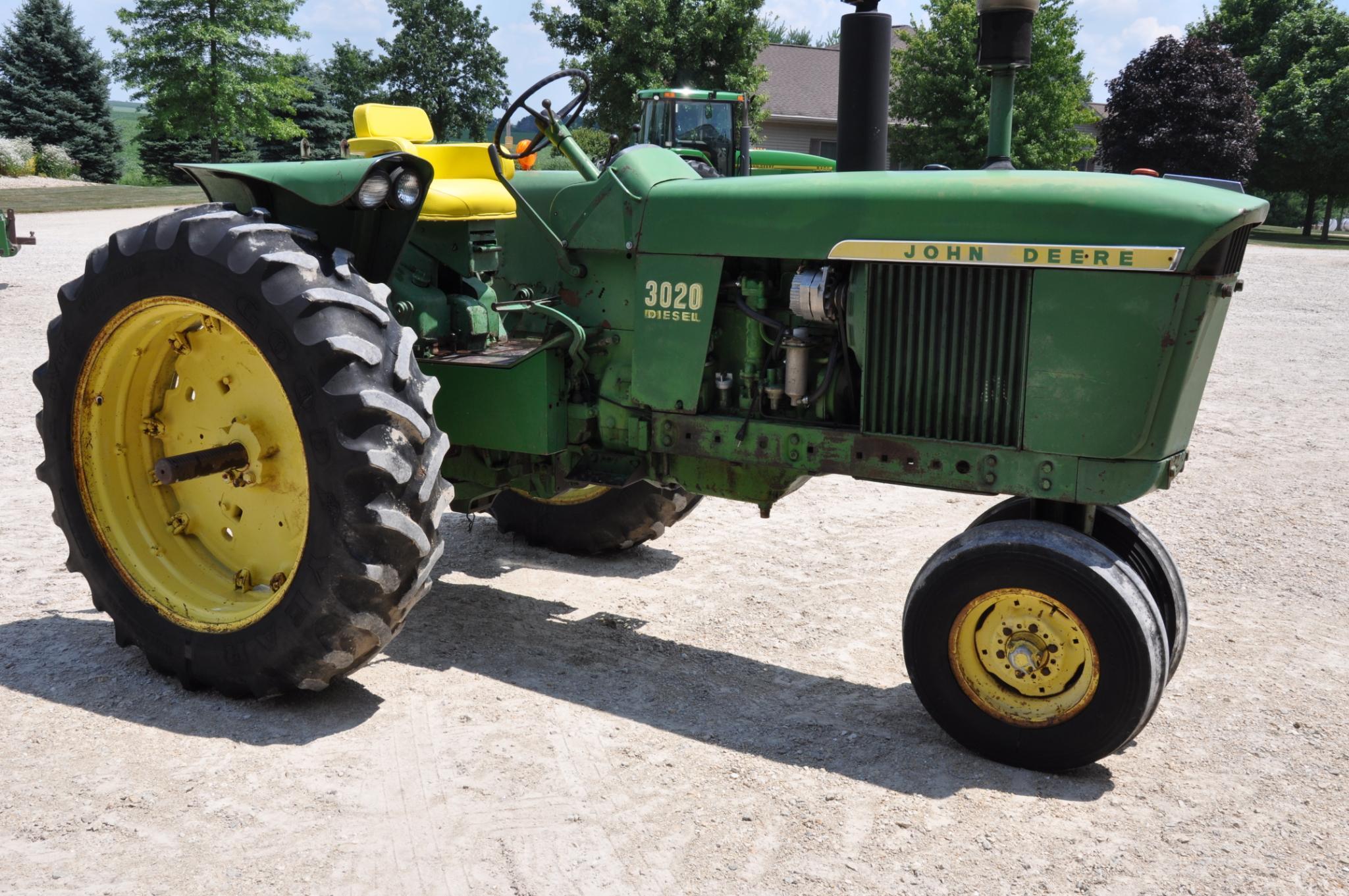 1967 JD 3020 2wd tractor