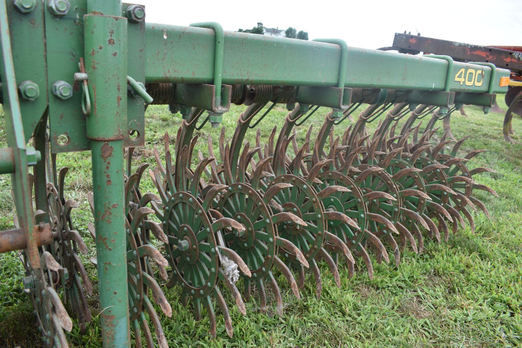 John Deere 400 15' rotary hoe