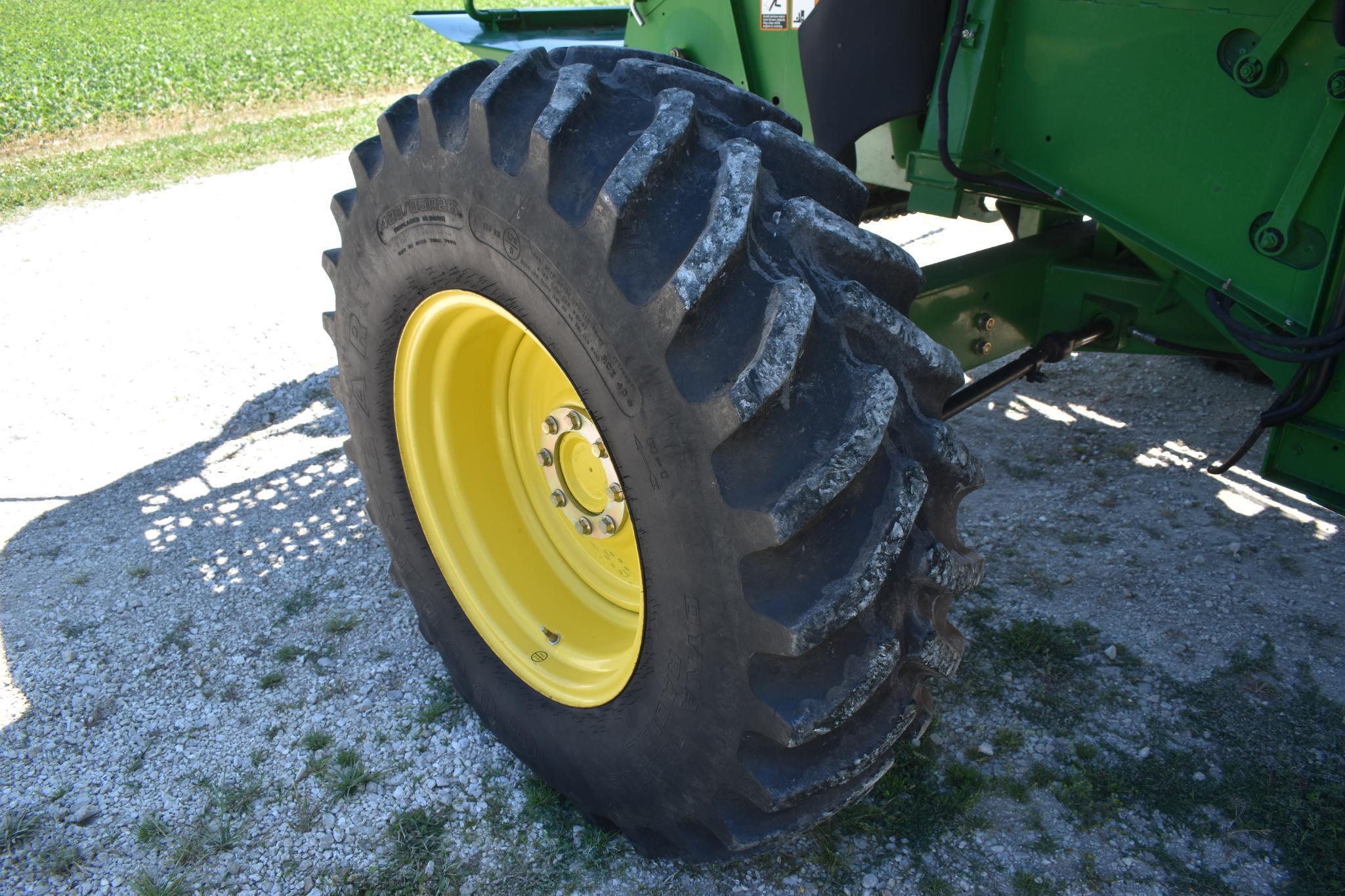 2007 John Deere 9560STS 2wd combine