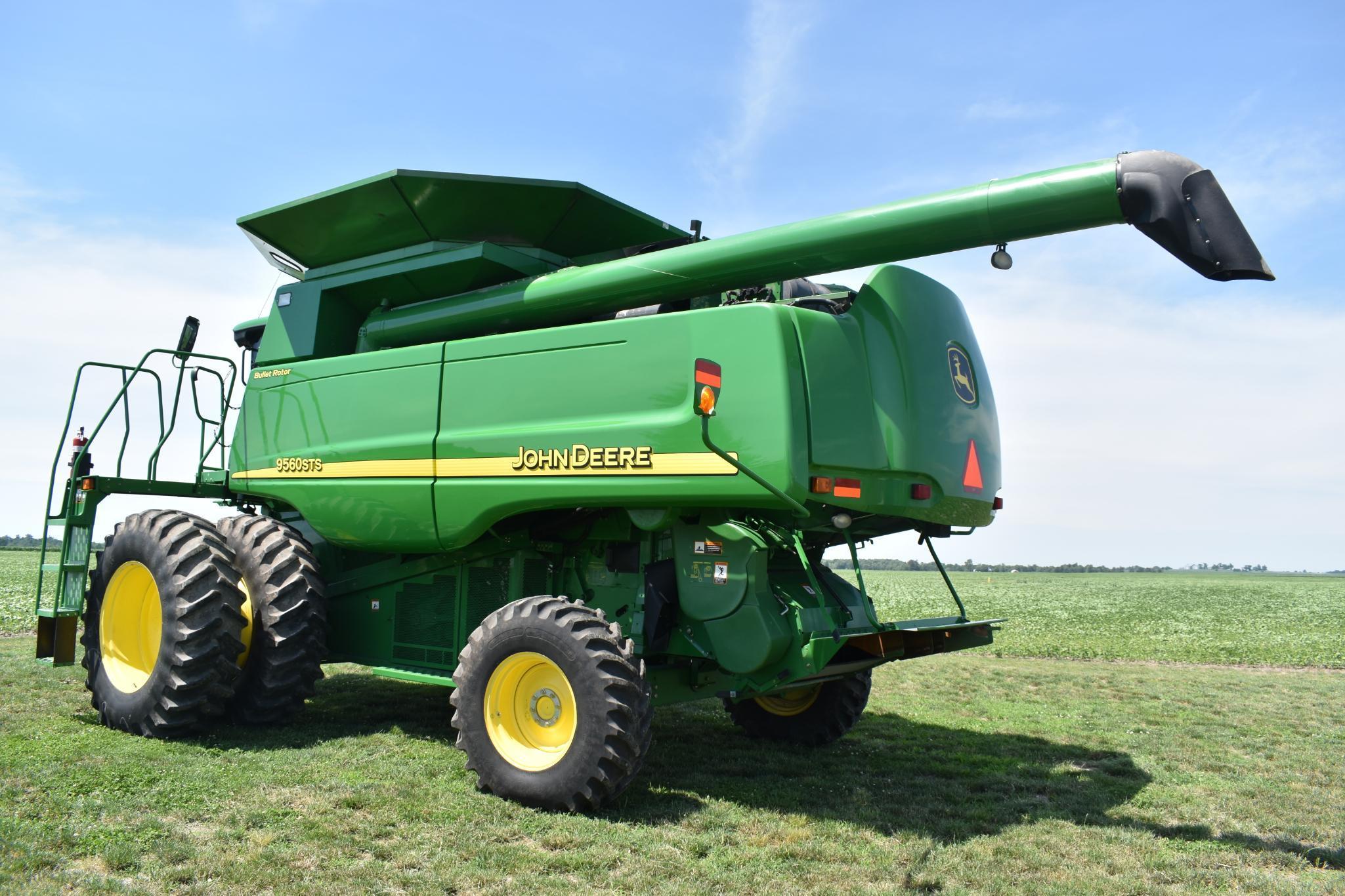 2007 John Deere 9560STS 2wd combine