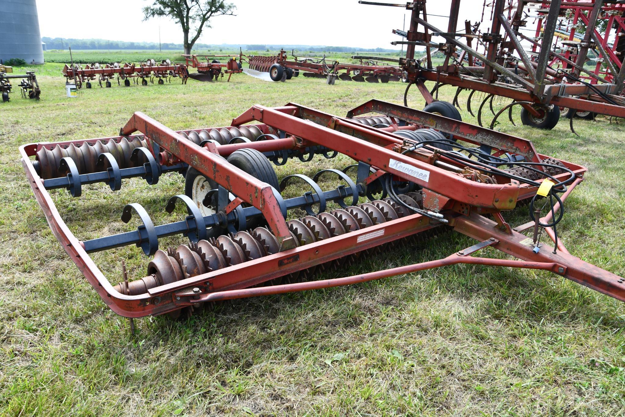 Kewanee 80 15' cultimulcher