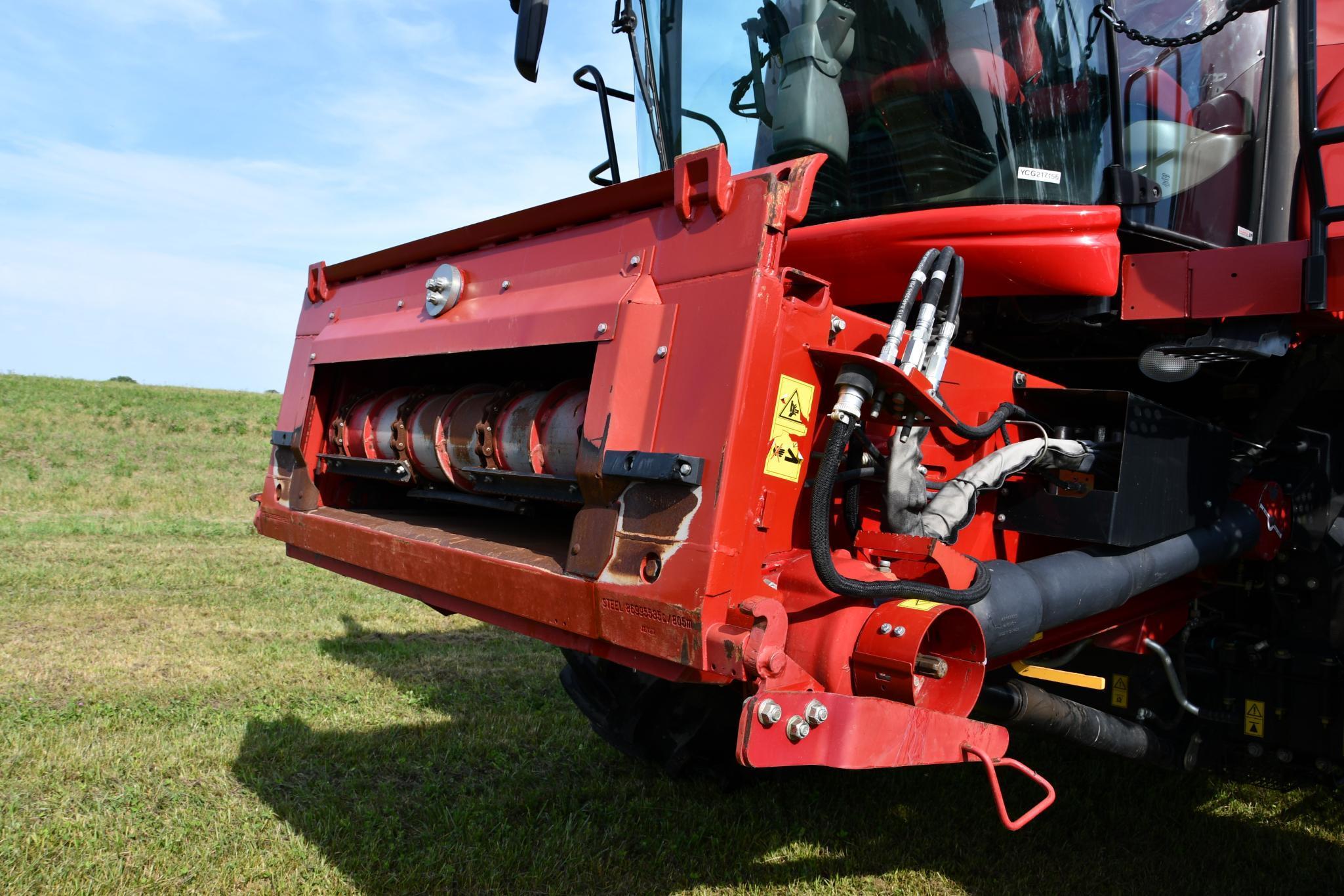 2012 Case IH 8230 4wd combine