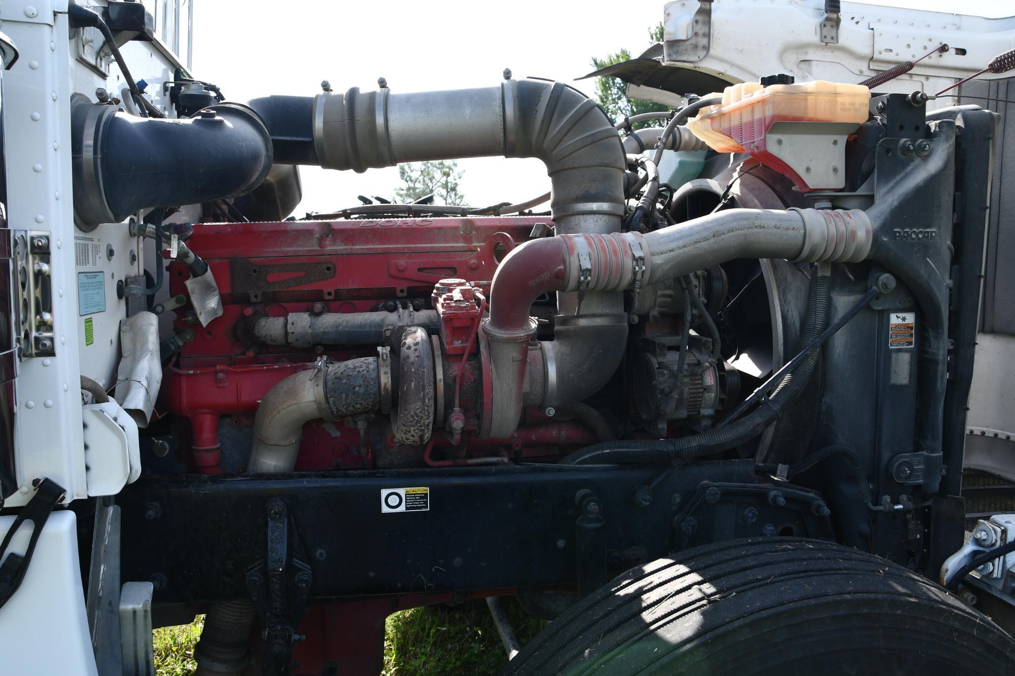 2009 Peterbilt 389 semi