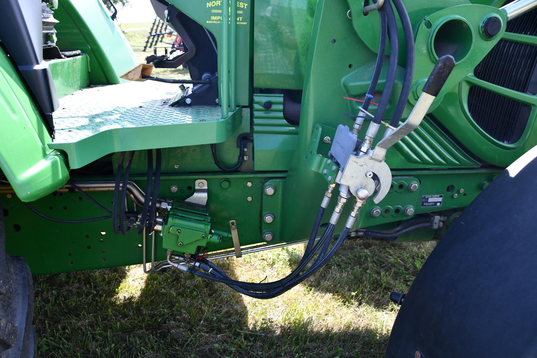 2008 John Deere 7130 MFWD tractor